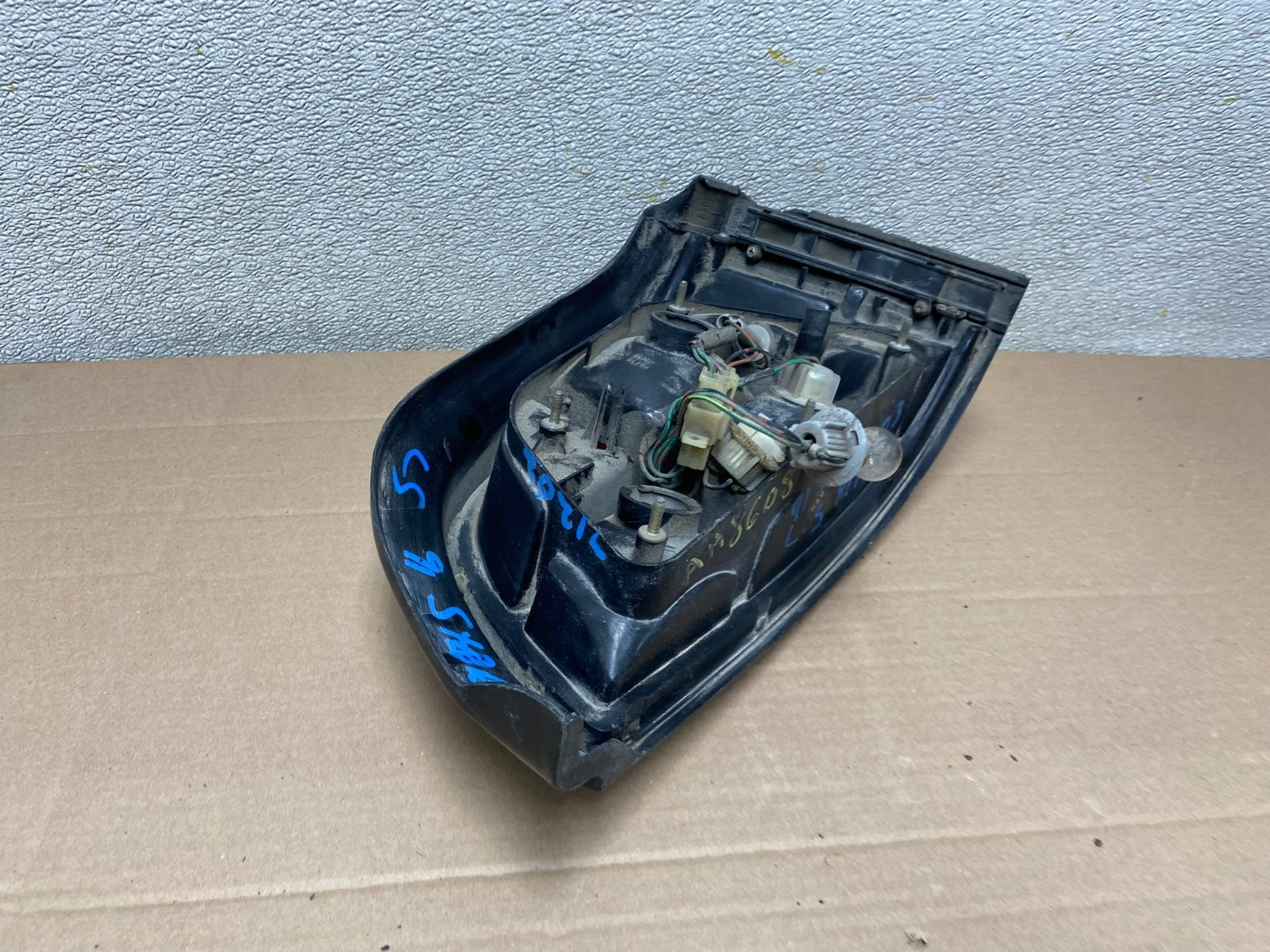 1990 to 1992  Isuzu Impulse Left Driver LH Side Tail Light OEM AA8608 DG6