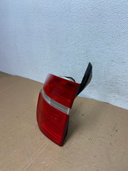 2007 to 2010 Bmw X5 E70 Left Driver Lh Side Tail Light AD7916 LK1