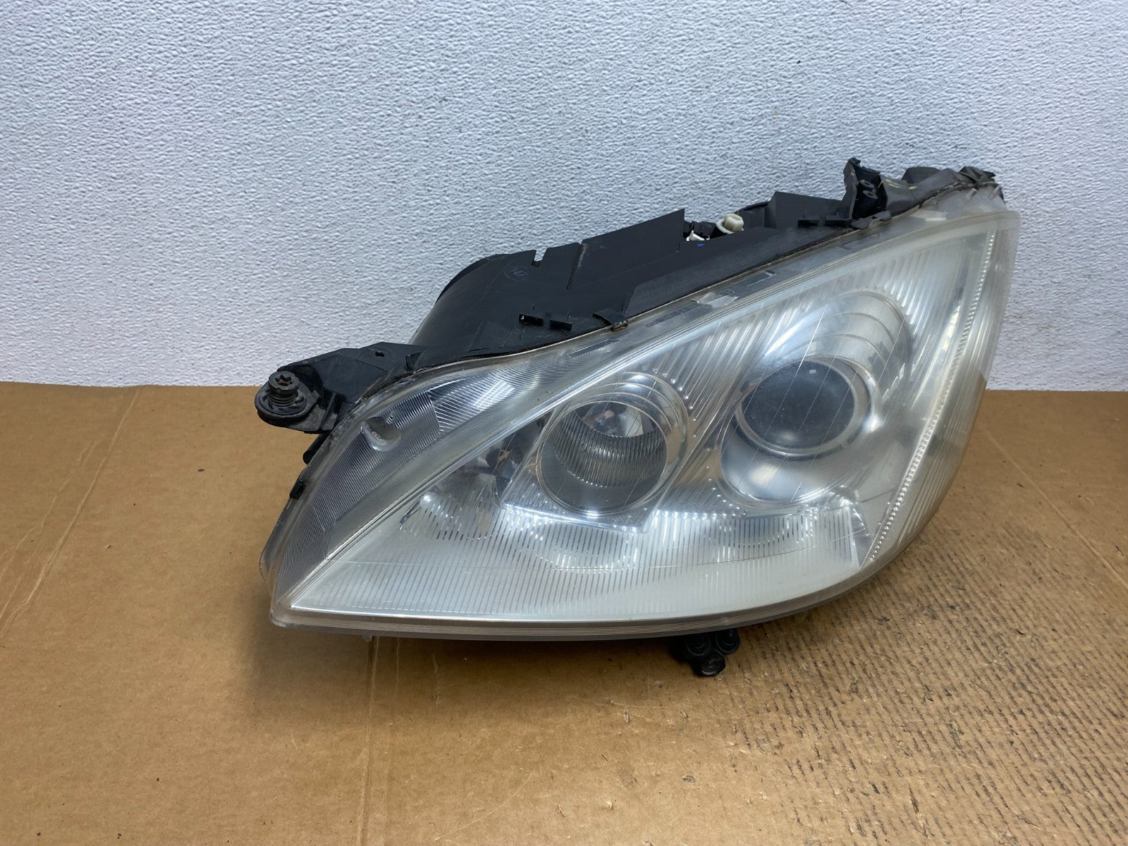Xenon HID 2007 to 2009 Mercedes S-Class Left Driver LH Headlight AE1232 DW2