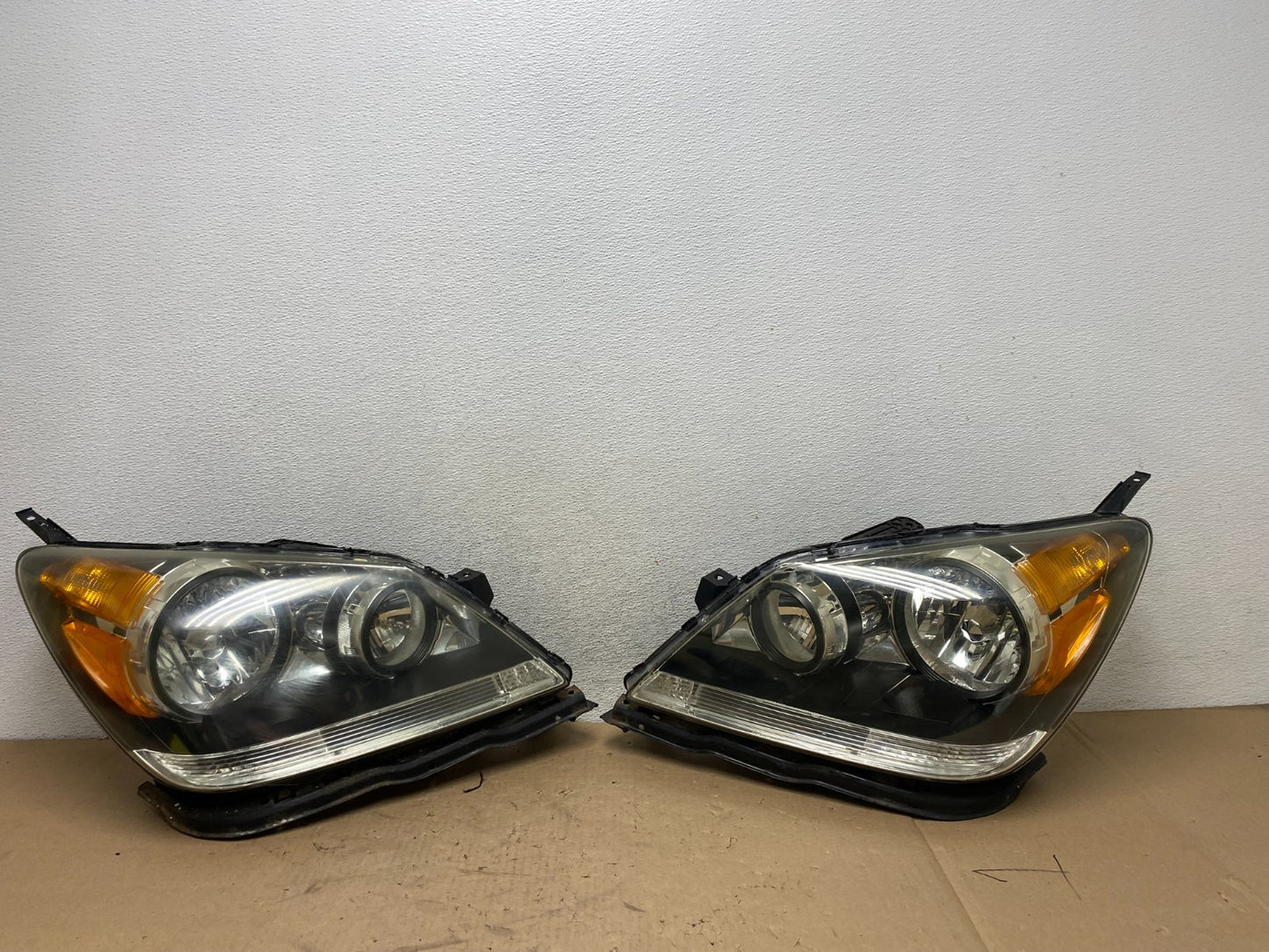 2008 2009 2010 Honda Odyssey Left+Right Set Halogen Headlights AG4251 DW0