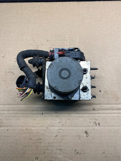 2009 to 2012 Audi Q5 ABS Anti-Lock Brake Pump 8R0614517 AE2225 DG5