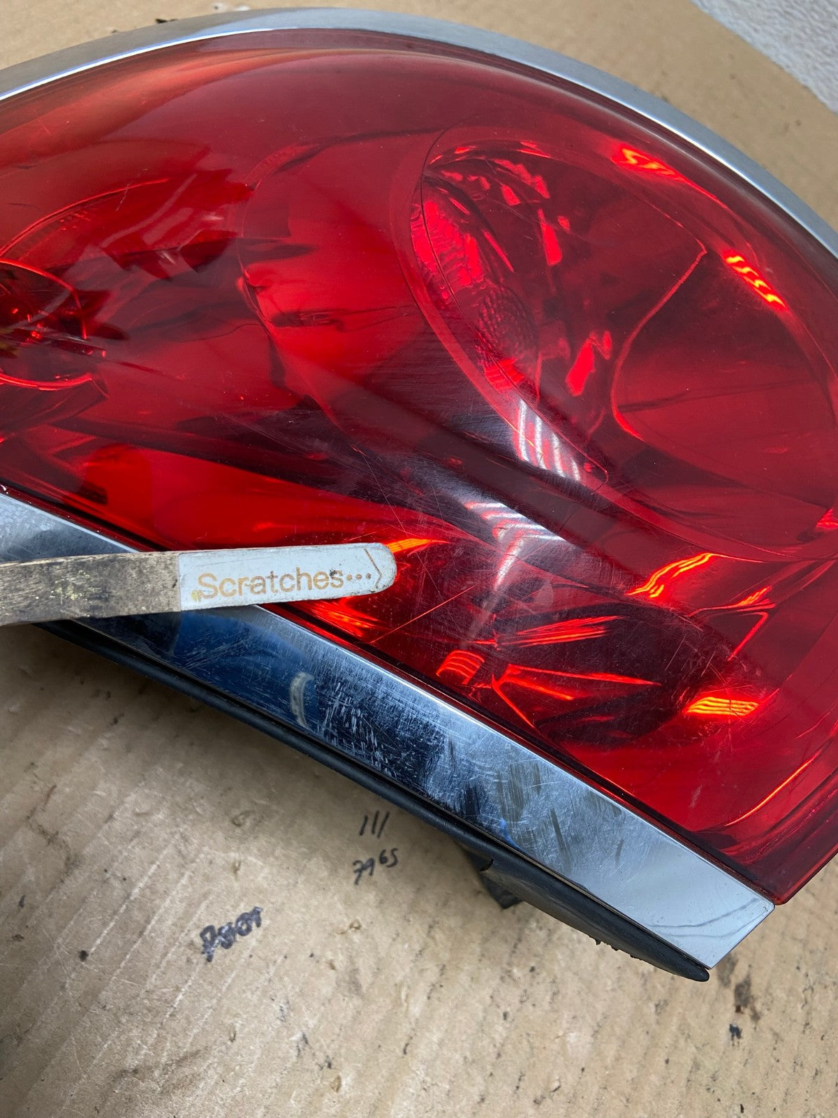 2008-2012 Buick Enclave Right Passenger Rh Tail Light AI8030 LK3