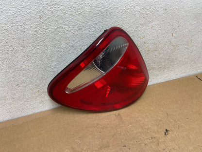 2004 to 2007 Dodge Grand Caravan Left Driver Lh Tail Light AI3535 LK2