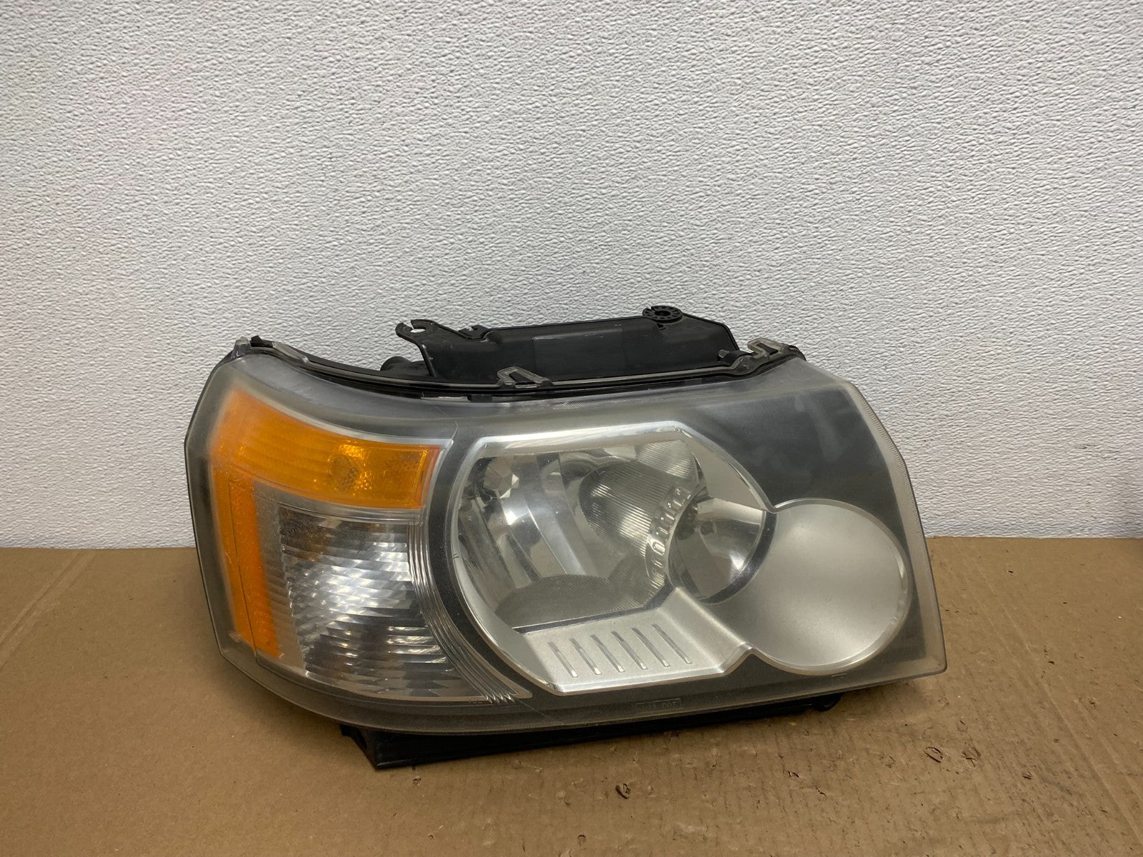 2008-2012 Land Rover LR2 Right Passenger RH Side Halogen Headlight Oem AB6660 DW0
