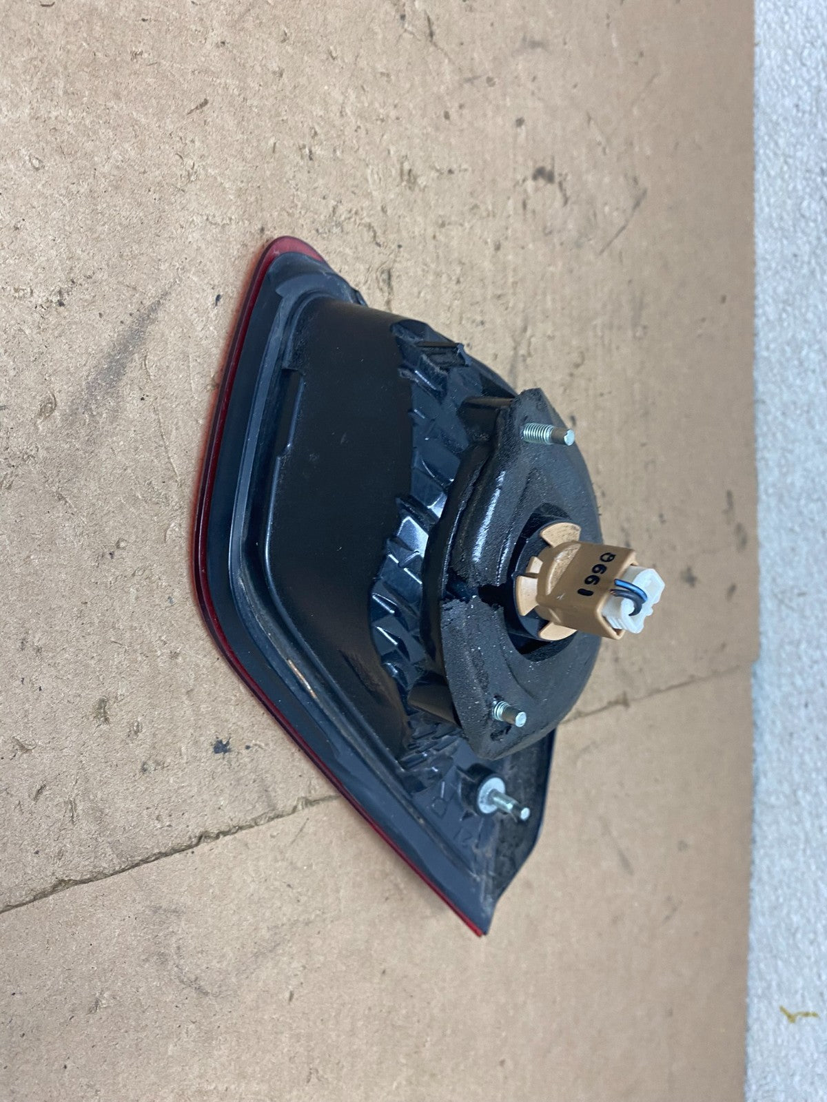 2010-2014 Subaru Legacy Right Passenger Rh Side Tail Light Inner Oem P5203 DW5