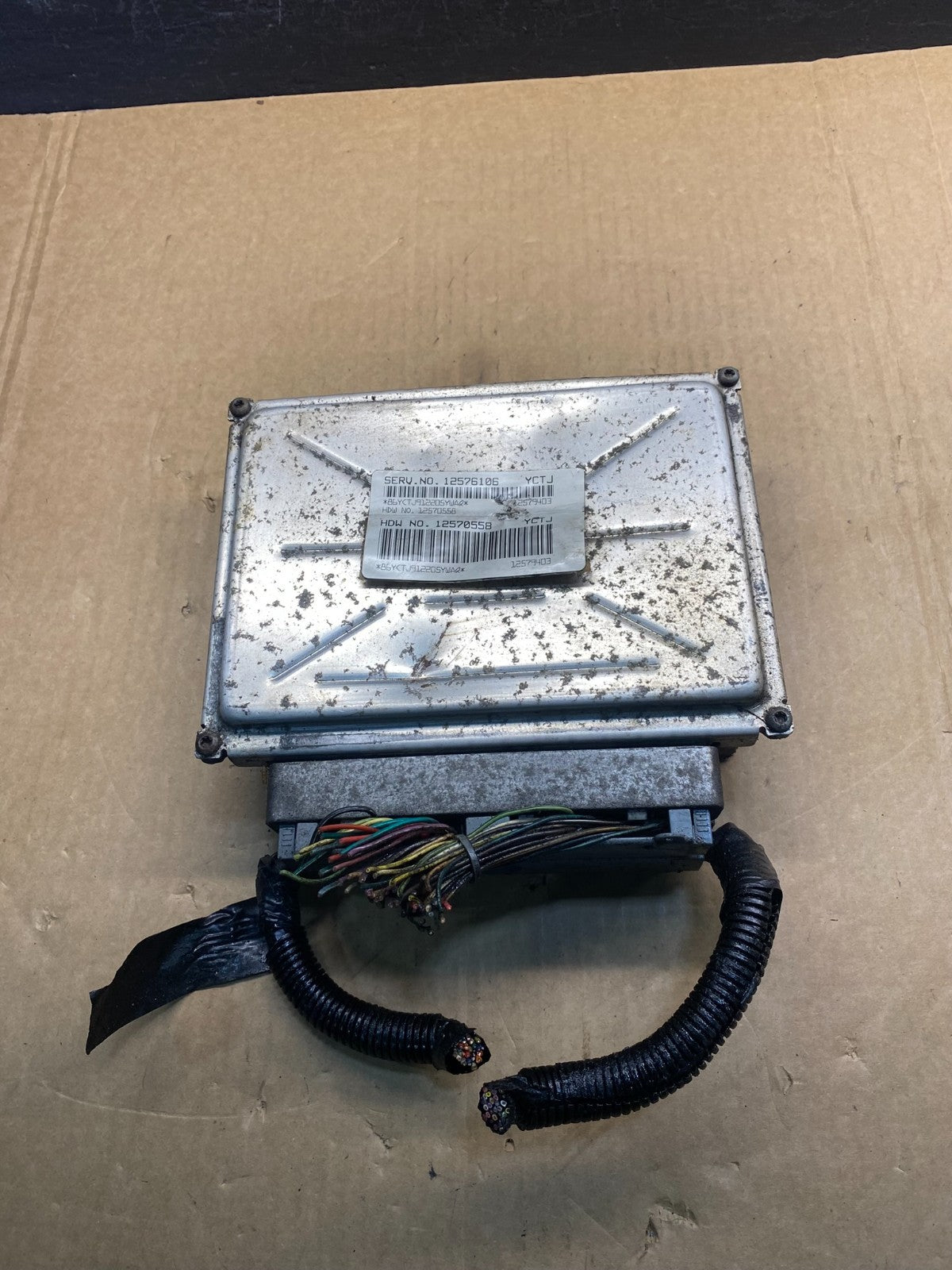 2003-2006 Chevrolet Tahoe Silverado Engine Control 12576106 ECM ECU ac7184 DG0