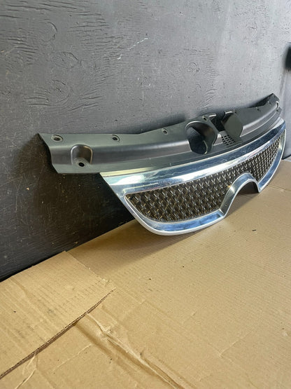 2007 to 2011 Hyundai Veracruz Chrome Grille Grill AE3517 DG2