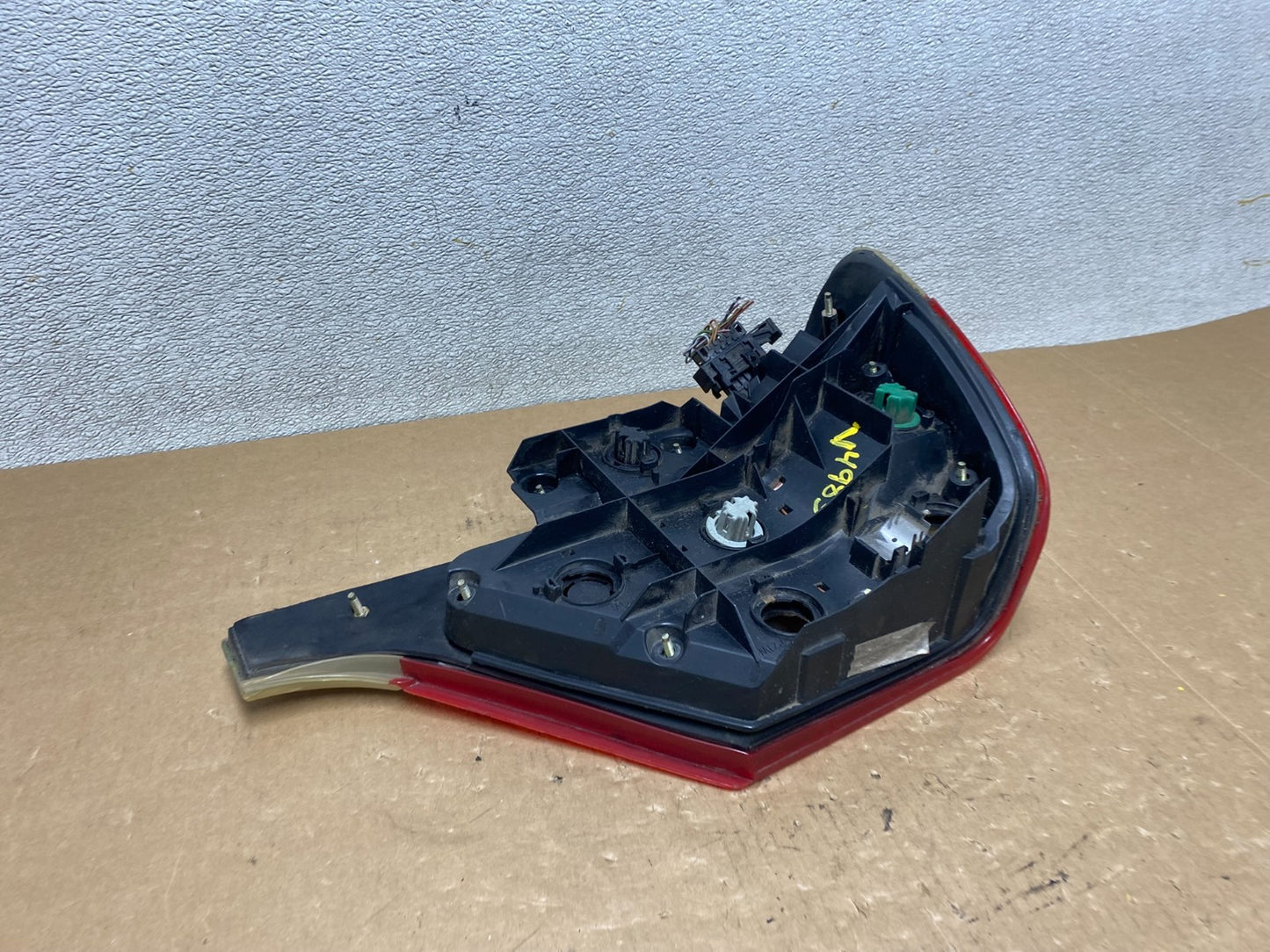 1998 to 1999 Mercedes-Benz W140 Right Passenger Side Rh Tail light OEM V4985 DG8