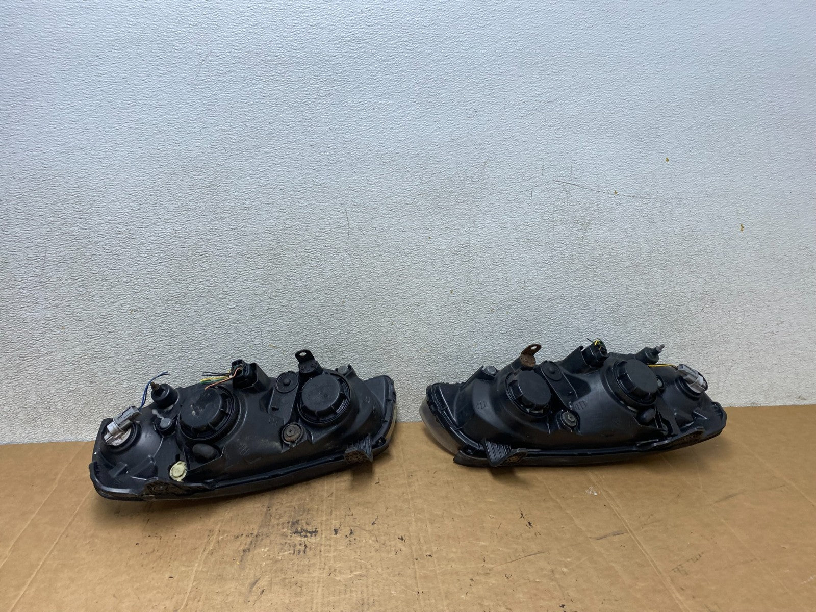2004 2005 2006 Hyundai Elantra Left+Right Set Halogen Headlights T2222 DW8