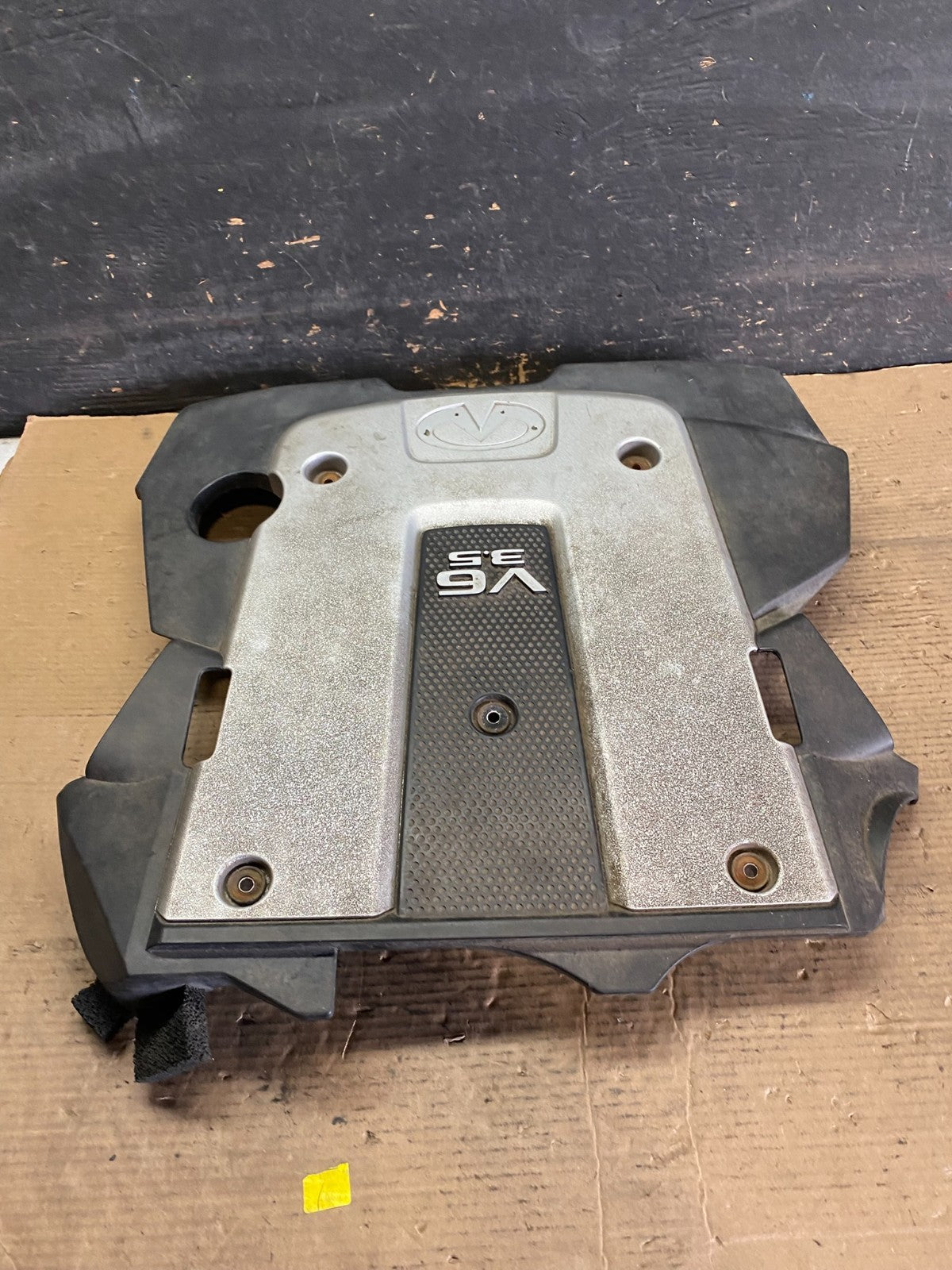 2008 to 2013  Infiniti G37 Engine Cover Motor Shield Oem R5114 DG1