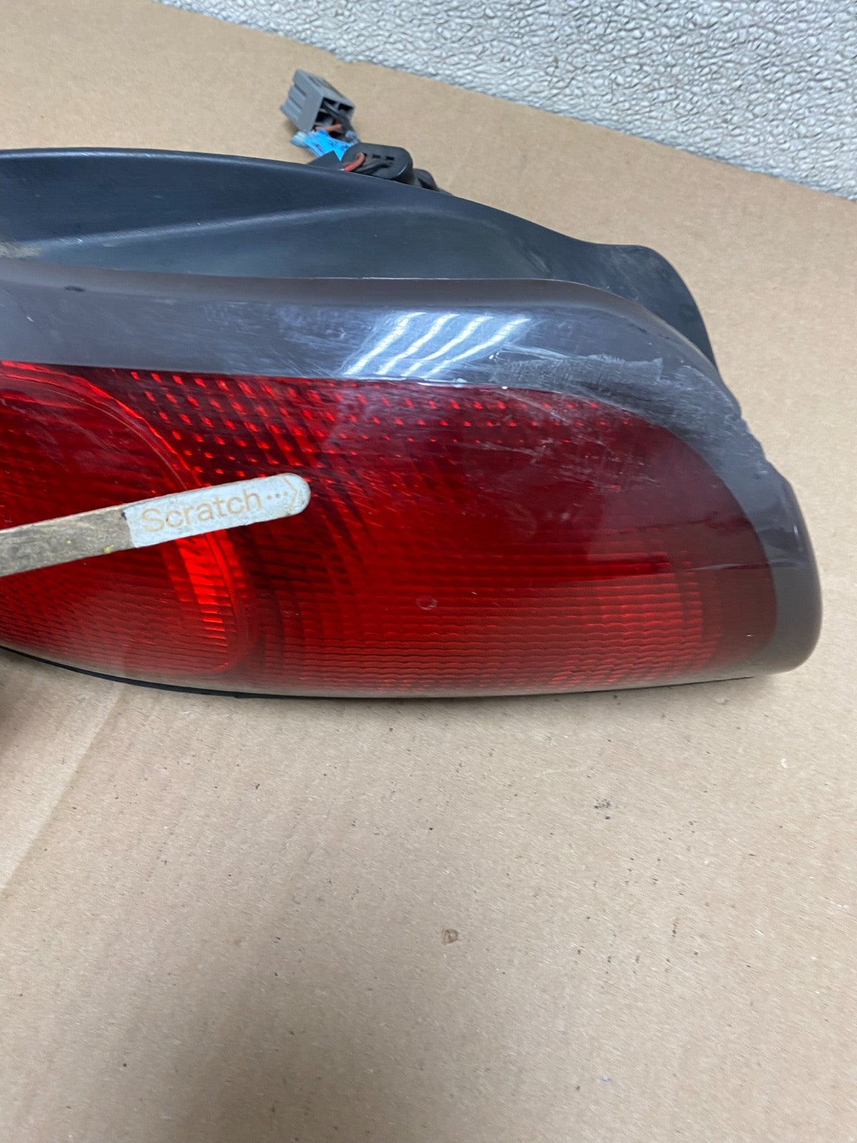 1996 to 1997 Ford Taurus Left Driver Lh Side Tail Light W0487 DW4