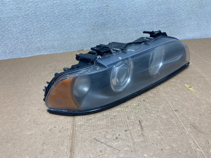 2001-2003 BMW E39 5 Series Right Passenger Side Halogen Headlight OEM AA24902