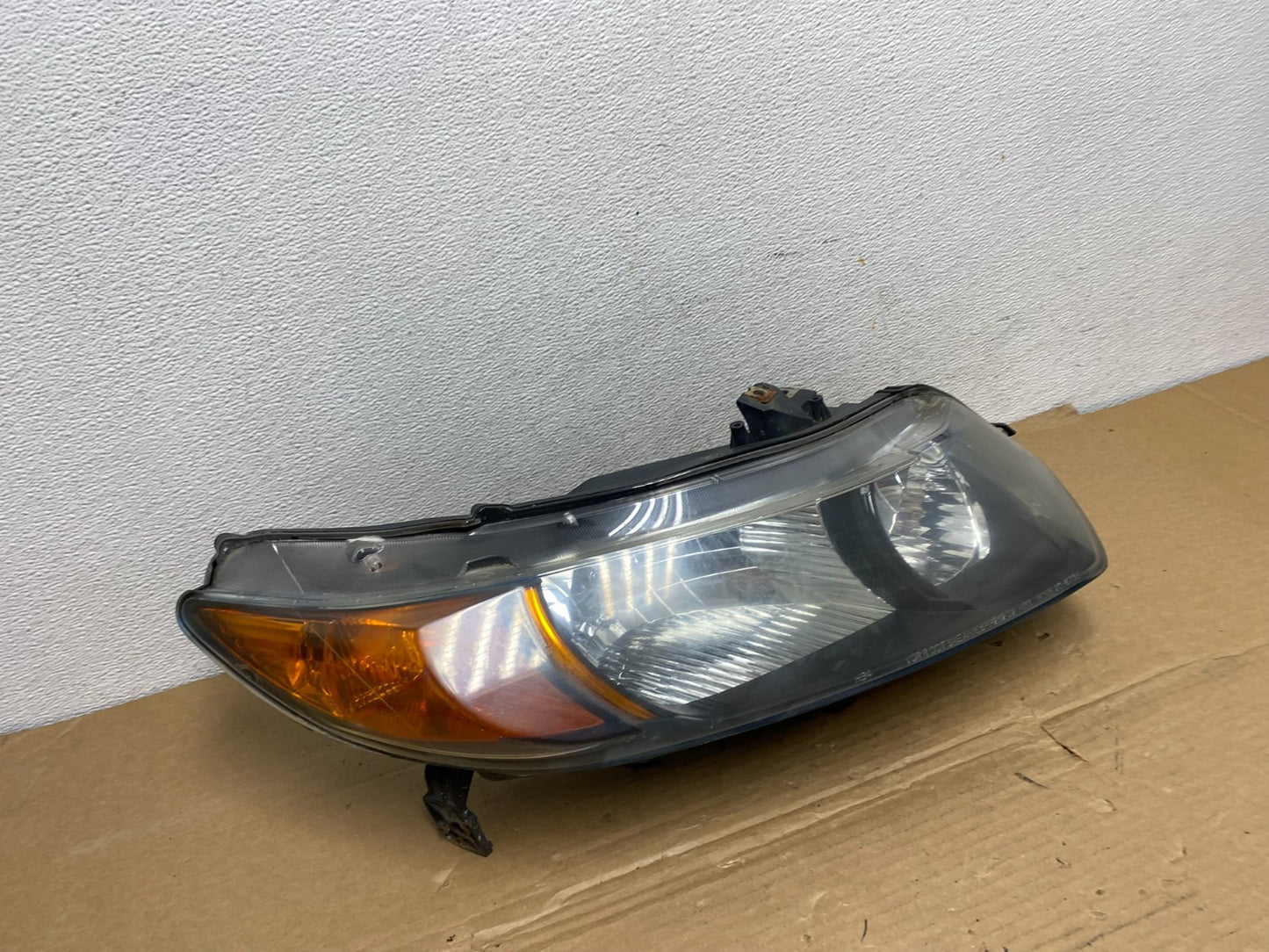 2006 - 2008 Honda Civic Coupe Headlight Halogen Right Passenger Rh TYC AD3875 DW2