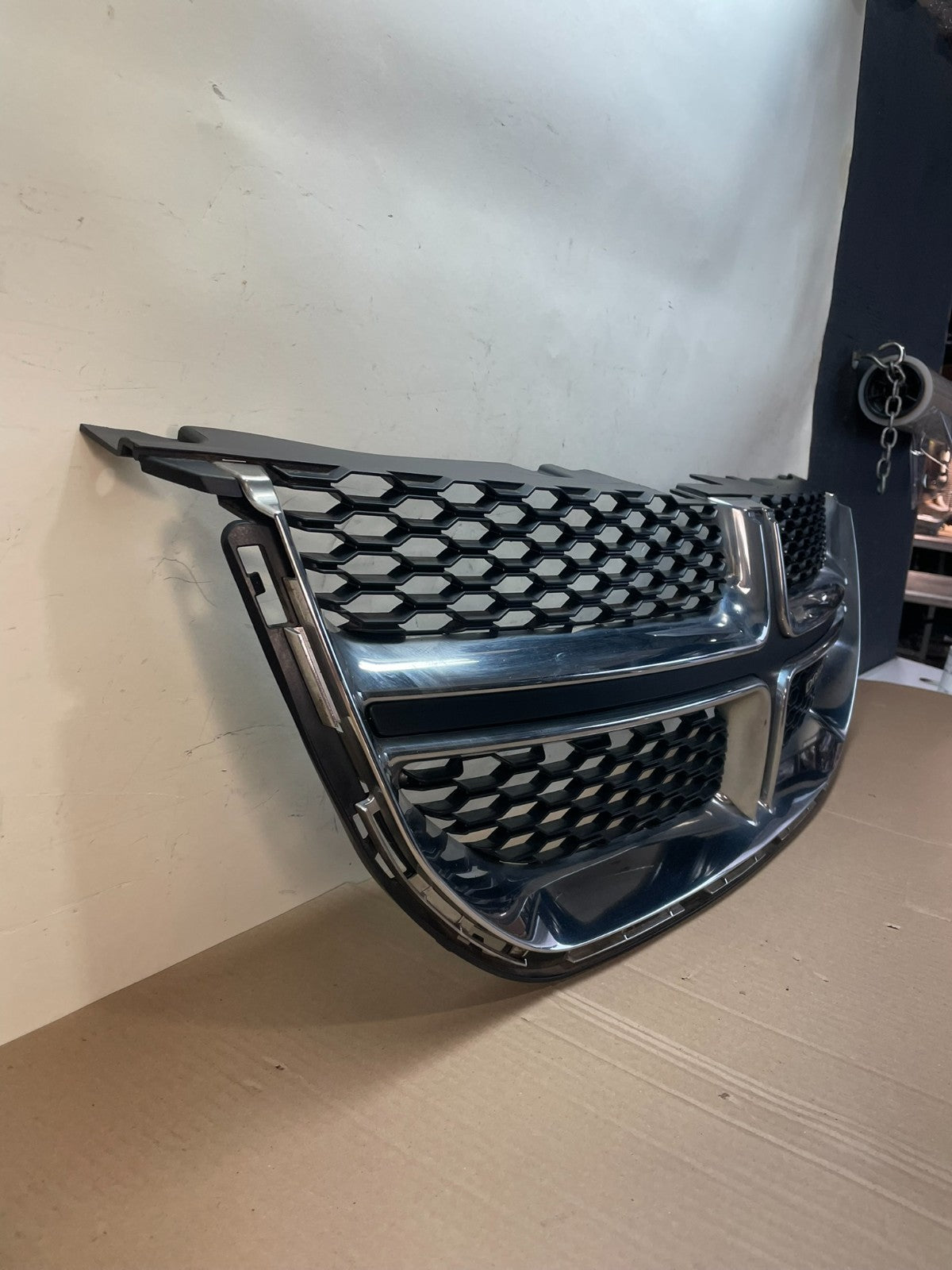 2011 to 2020 Dodge Grand Caravan Front Upper Grill Grille AG7649 DG2