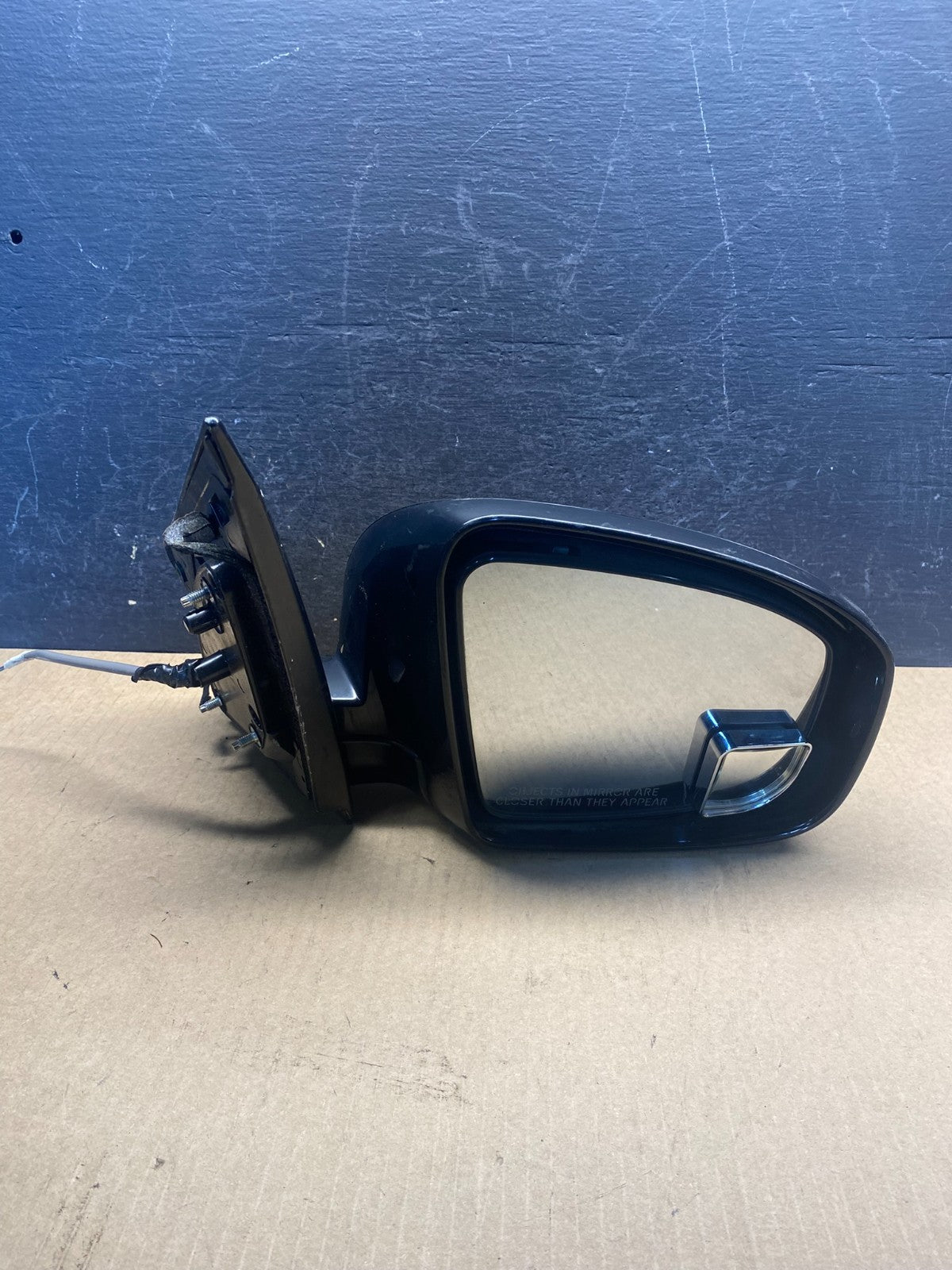 2009 to 2014 Nissan Murano Right Passenger Side View Door Mirror AG6121 DG9
