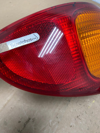 1998 1999 2000 Toyota Corolla Right Passenger Side Tail light AC5810 LK3