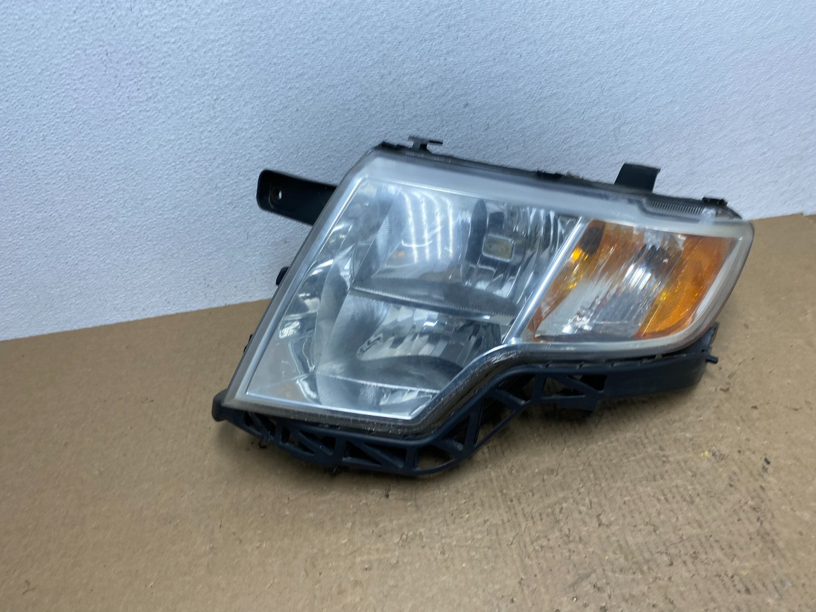 2007 2008 2009 2010 Ford Edge Headlight Left Driver Halogen Oem AC1576 DW0