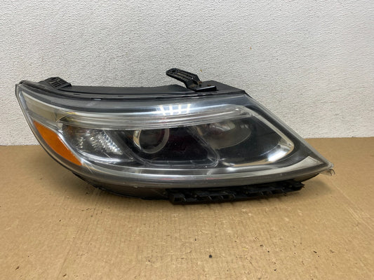 2014 to 2015 Kia Sorento Right Passenger RH Headlight Halogen AF9677 DW0