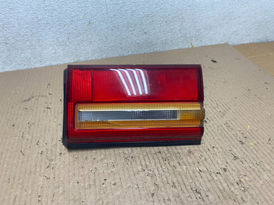 1990 - 1991 Toyota Camry Right Passenger Inner Tail Light Oem M9468 DW0