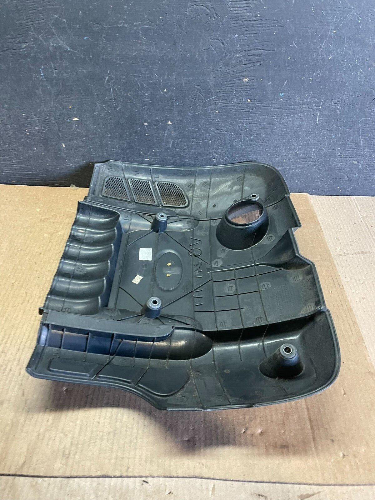 2007 - 2008 Kia Optima Rondo 2.7L V6 Engine Motor Cover j7400 PS7