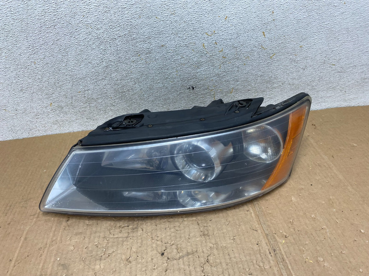 2006 to 2008 Hyundai Sonata Left Driver LH Side Headlight Halogen AI5610 DW0