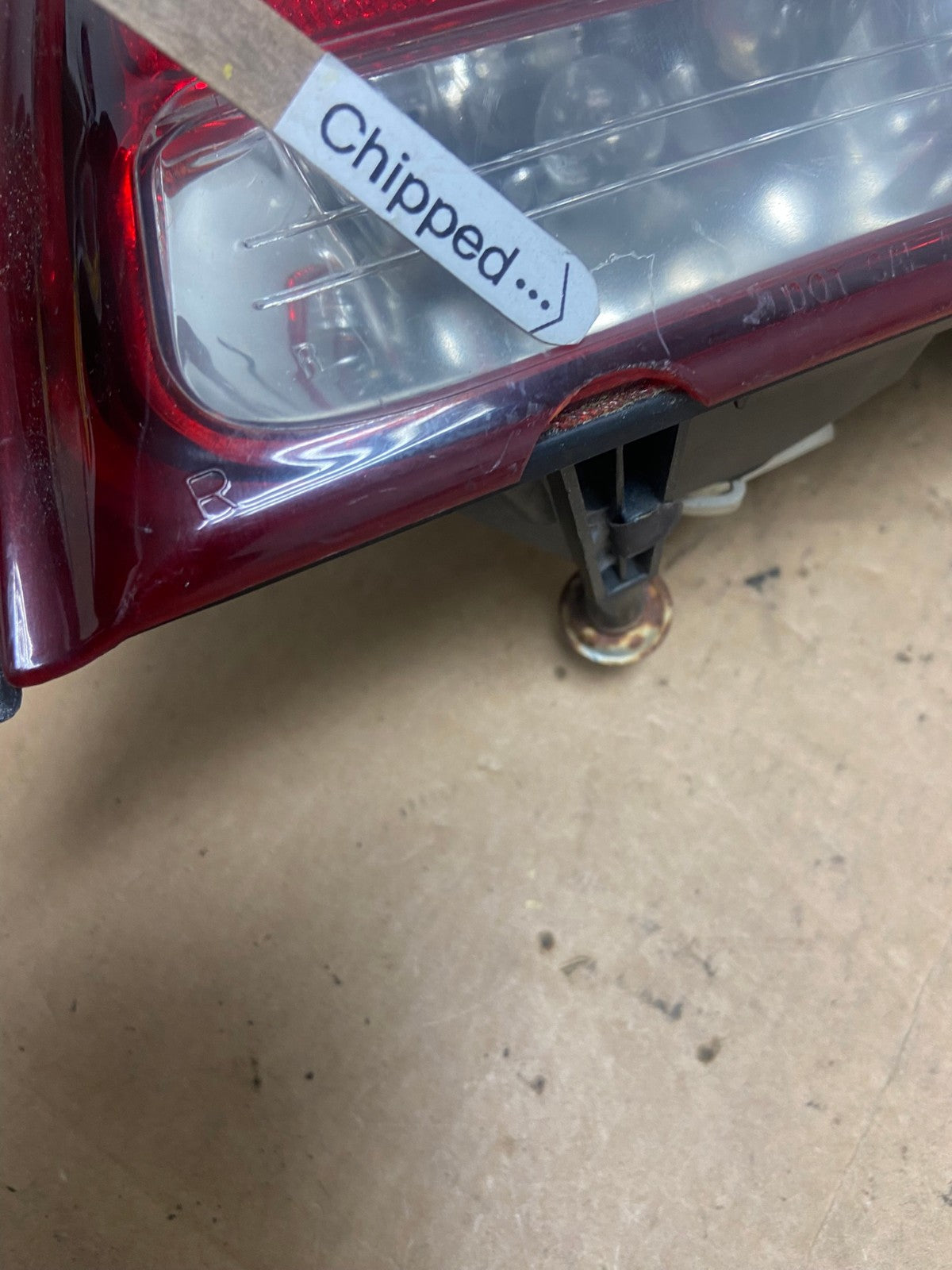 1998 - 2002 Oldsmobile Intrigue Right Passenger RH Side Tail Light AD5255 LK4