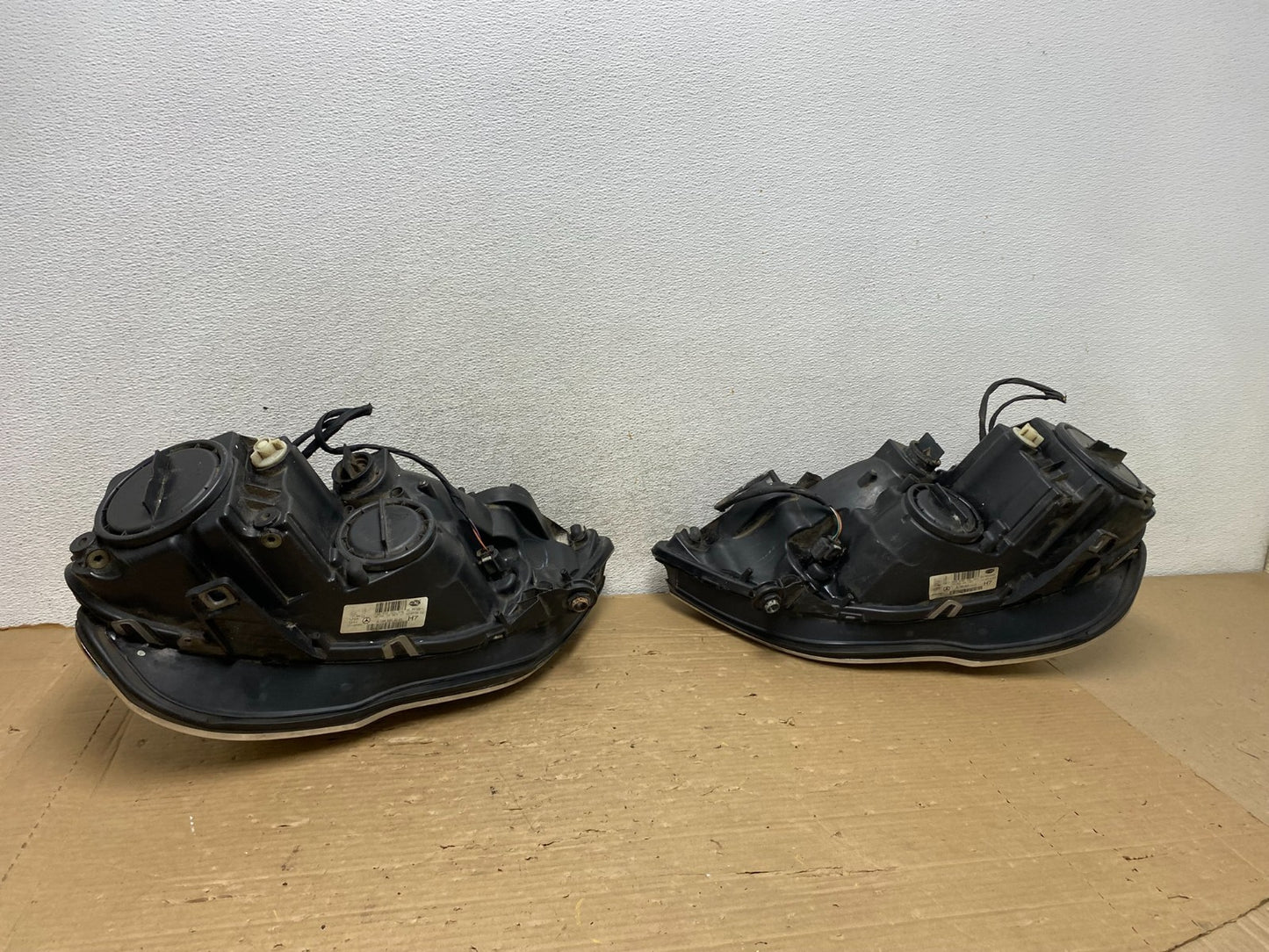 2007 to 2009 Mercedes GL-Class GL450 Headlights Left+Right AG8272 DW6