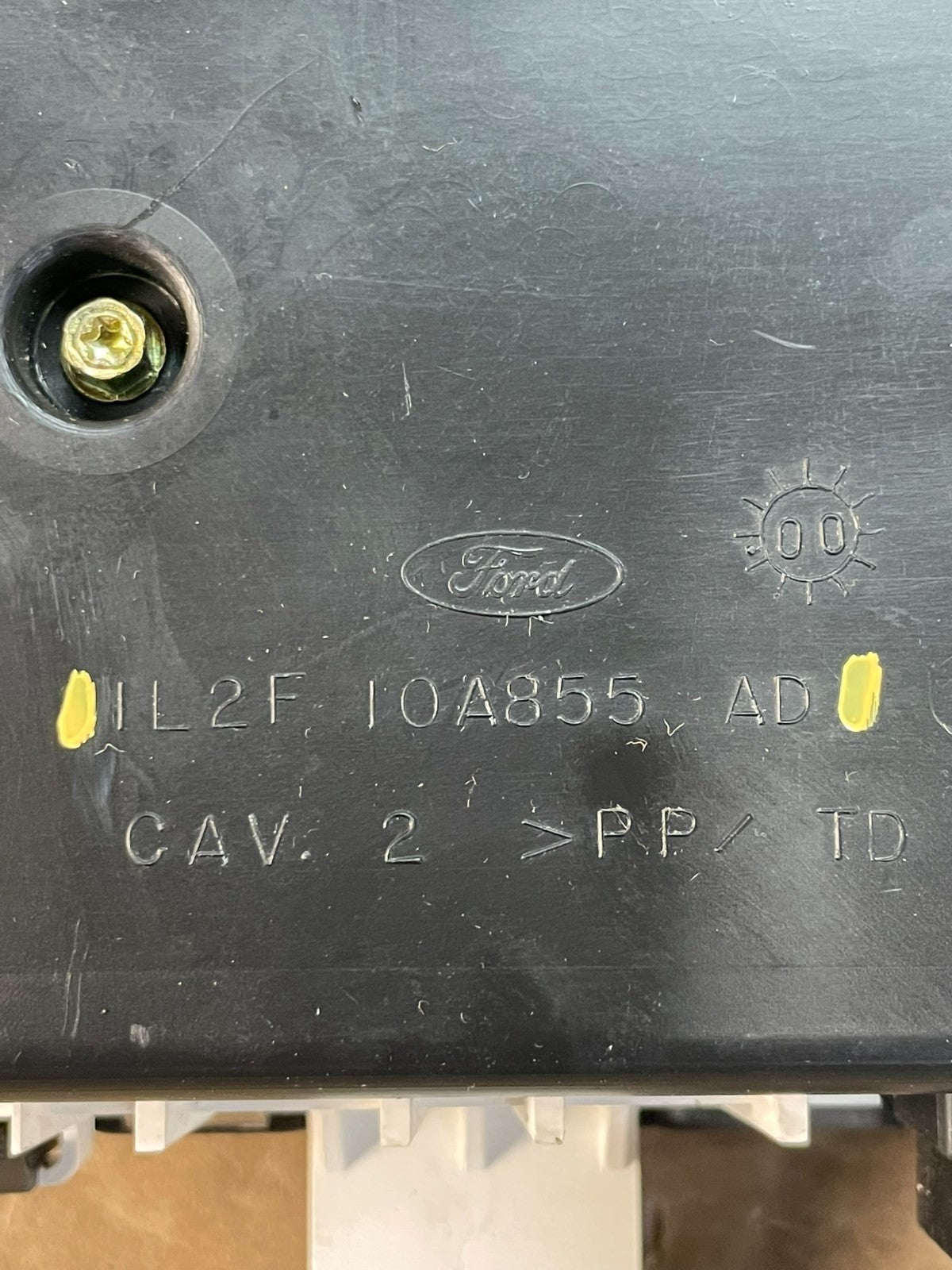 2001 2002 2003 Ford Explorer Speedometer Cluster Gauge AE3373 DG8