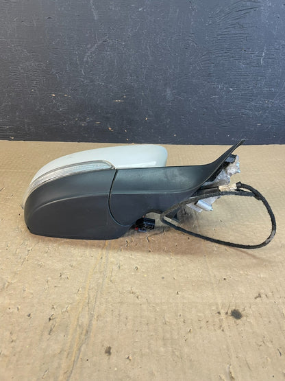 2012-2015 Volkswagen Passat Right Passenger Sgn Door View Mirror AC9910 DW4