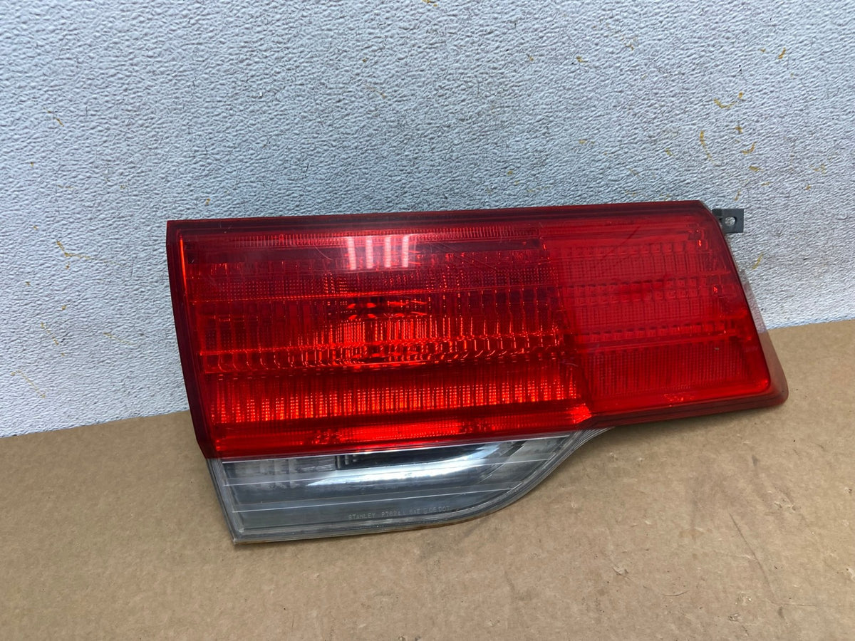 2008 to 2010 Honda Odyssey Left Driver LH Side Tail Light Inner AI2635 LK0