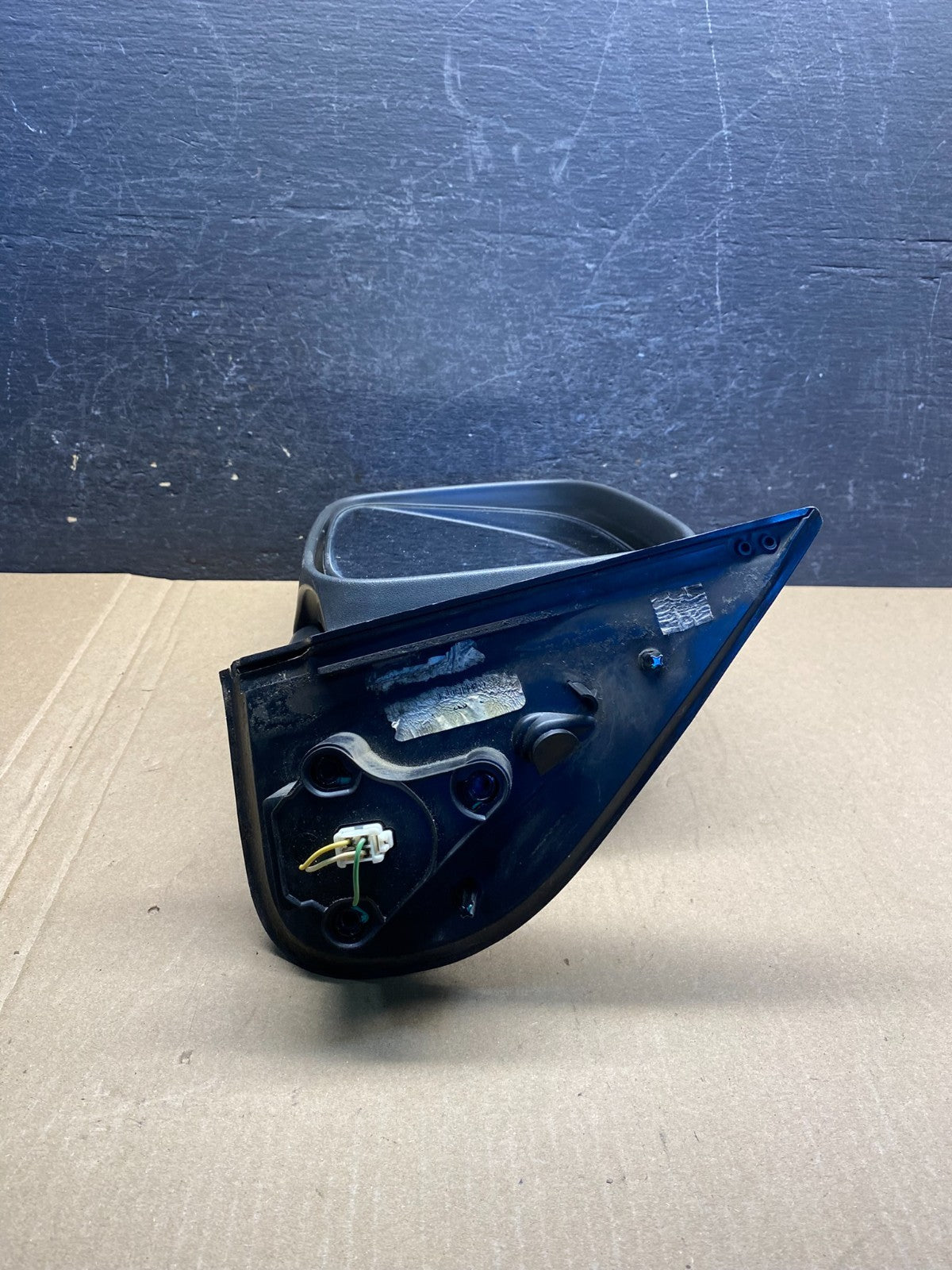 2004 to 2012 Chevrolet Colorado Left Side View Manual Door Mirror AG3507 PS4