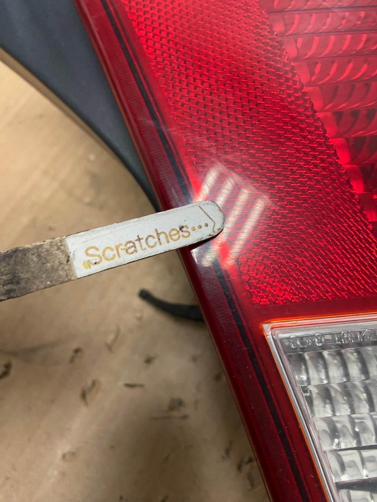 2005 2006 2007 Ford Focus Sedan Left Driver Side Tail Light AI5513 LK3