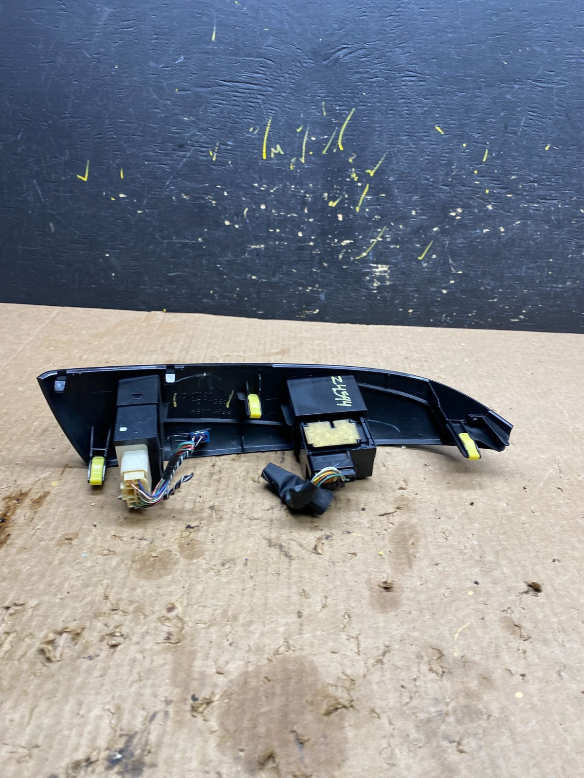 2004 to 2010 Toyota Sienna Right Side Radio Switches Bezel Trim OEM z4594 DG3