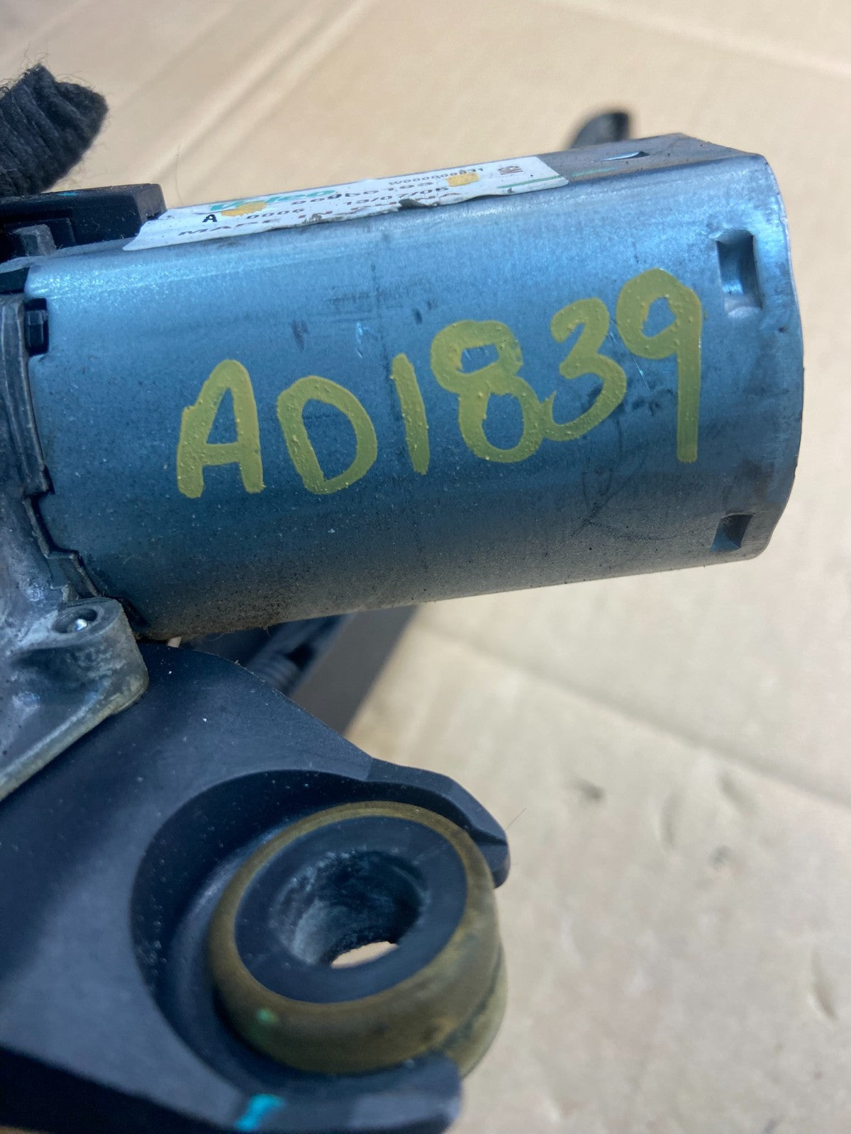 2013 - 2022 Chevrolet Trax Rear Wiper Motor ad1839 DG7