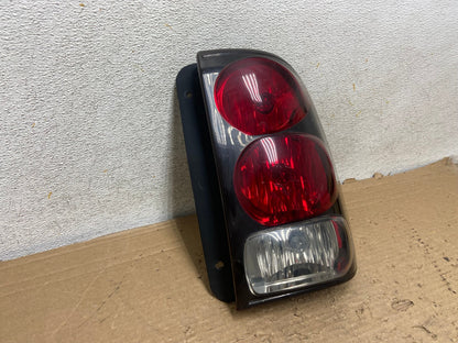 2002 to 2009 Chevrolet Trailblazer Right Passenger Rh Tail Light AH9186 LK1