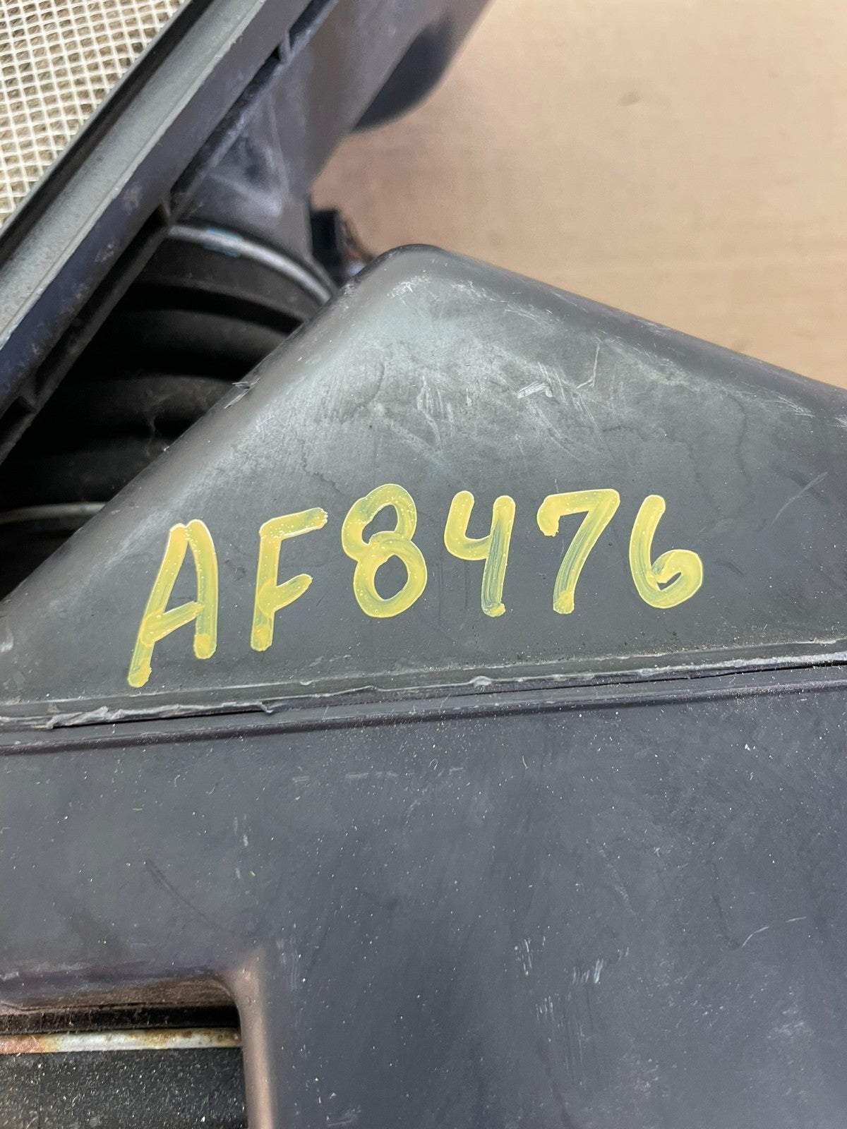 2004 to 2010 Toyota Sienna Air Cleaner Box AF84766