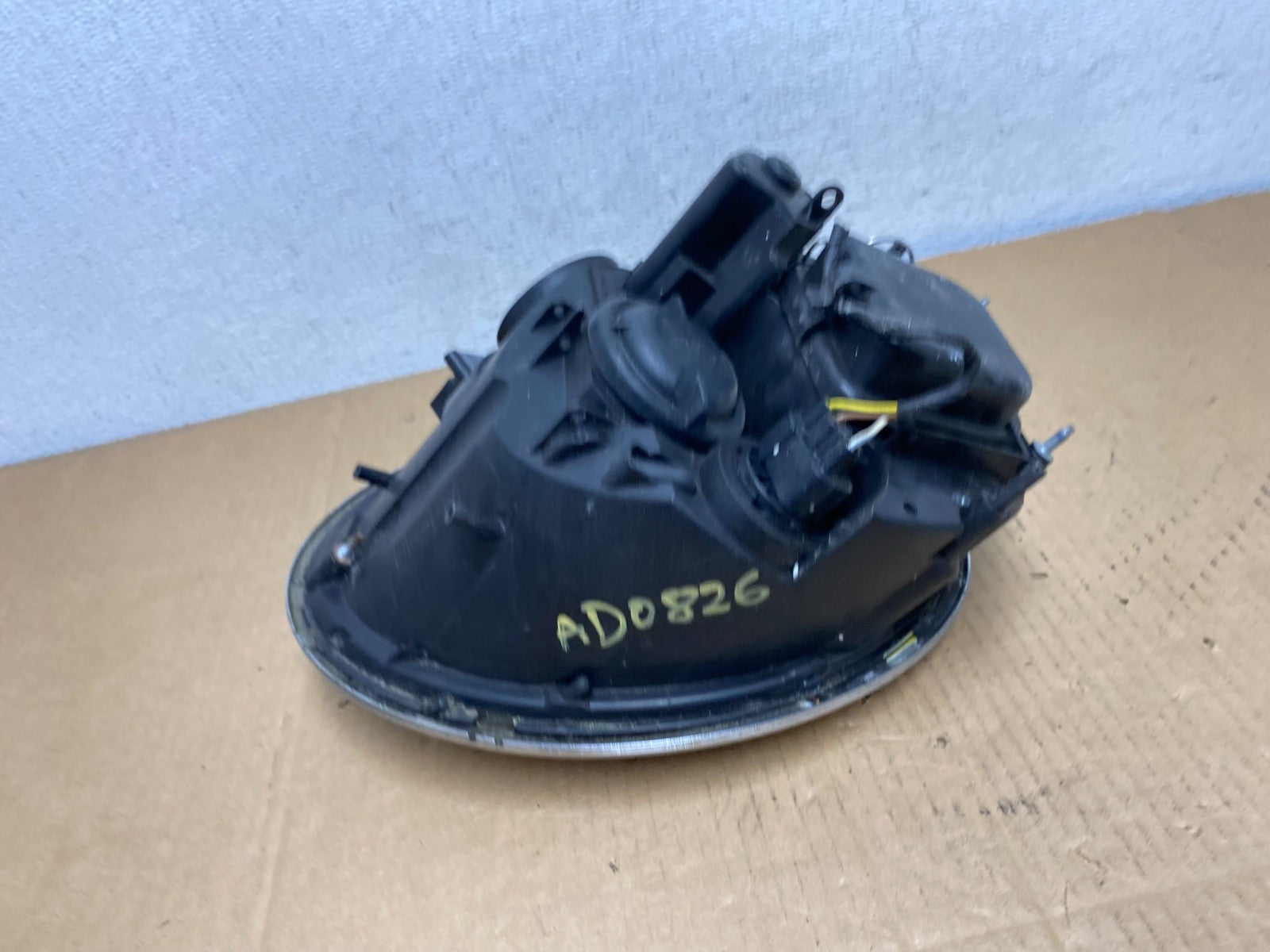 2005 to 2008 Mini Cooper Right Passenger Side Headlight Halogen AD0826 DW7