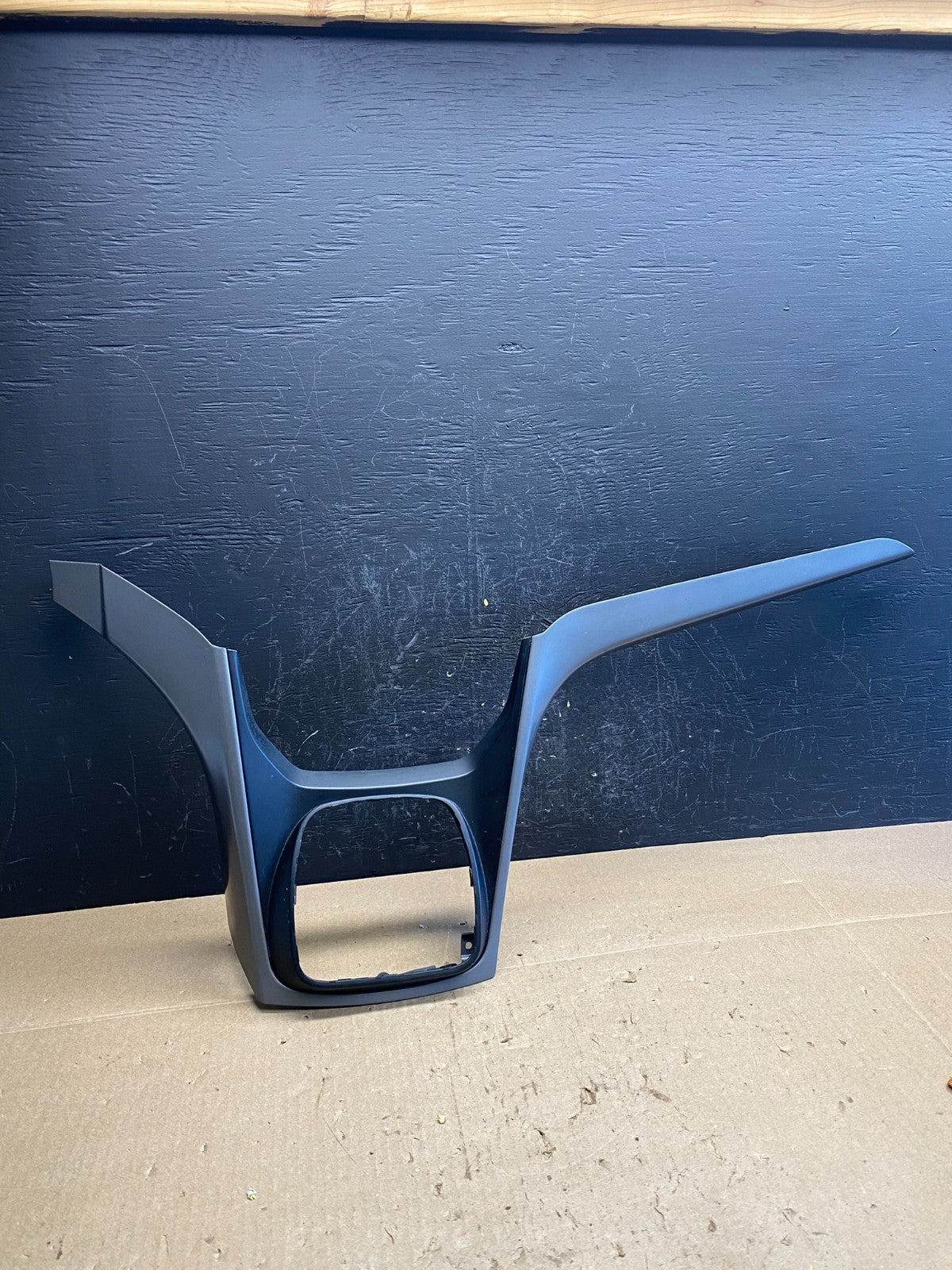 2013 - 2016 Ford Escape Center Dash Radio Gear Shifter Panel Bezel Trim ac6645DG0