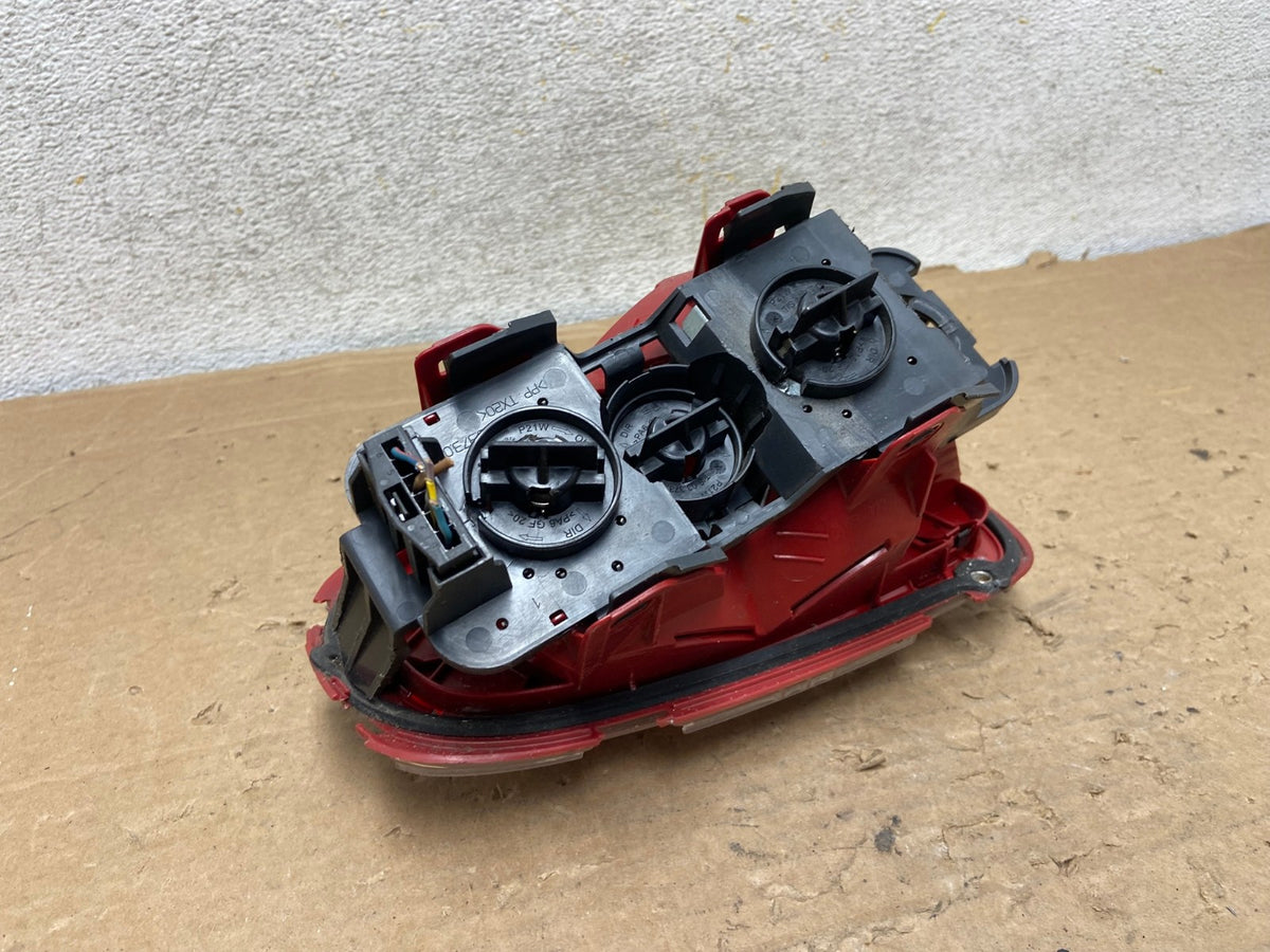 2007 2008 2009 2010 Mini Cooper Right Passenger Rh tail light AH9047 LK7