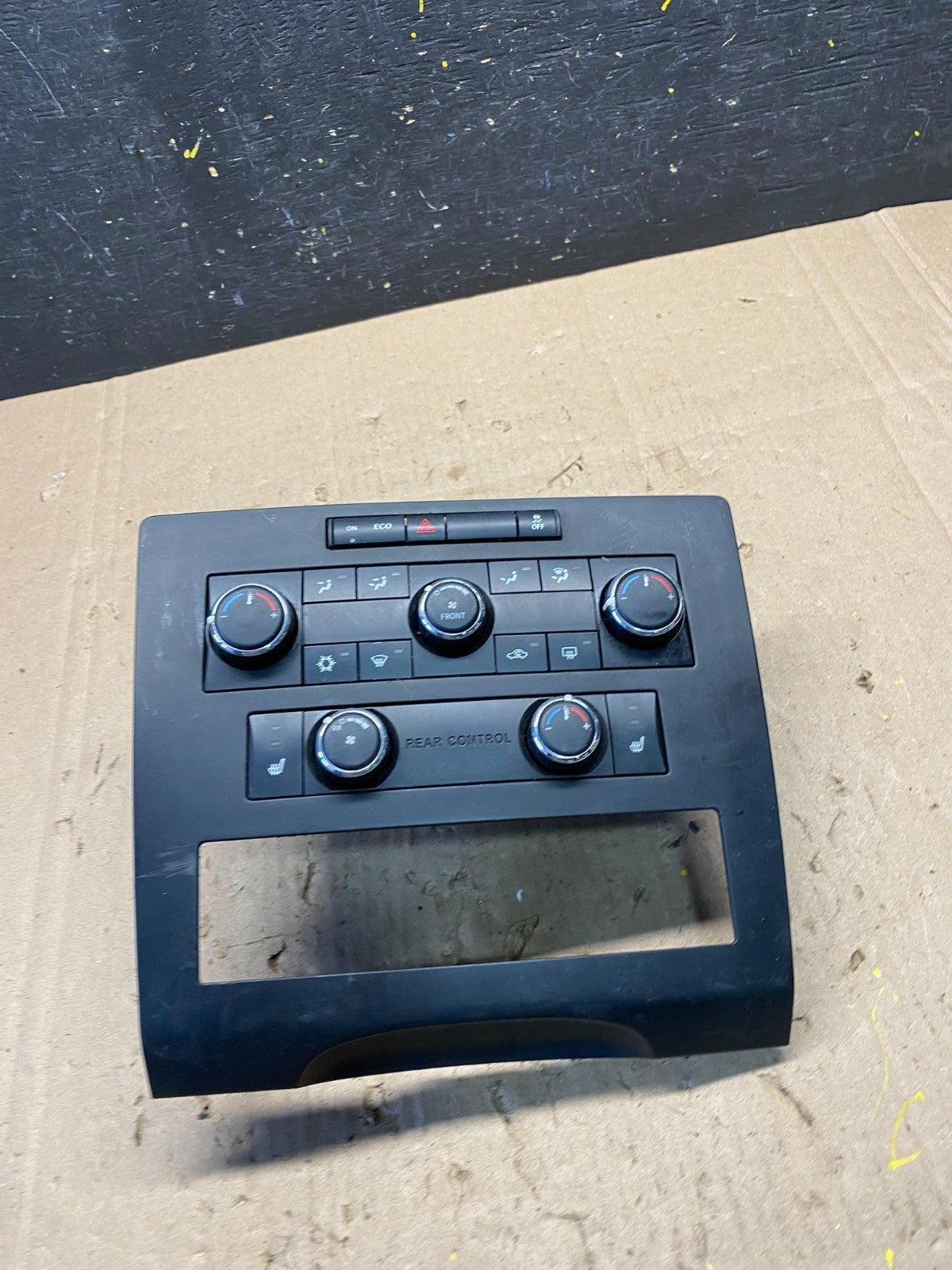 2009 2010 2011 Volkswagen Routan Ac Heater Climate Control P55111869ad R8955 DG0