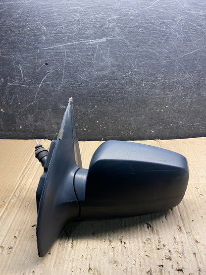 2003 to 2009 Kia Sorento Left Driver LH Door Mirror  OEM X4488 MS0