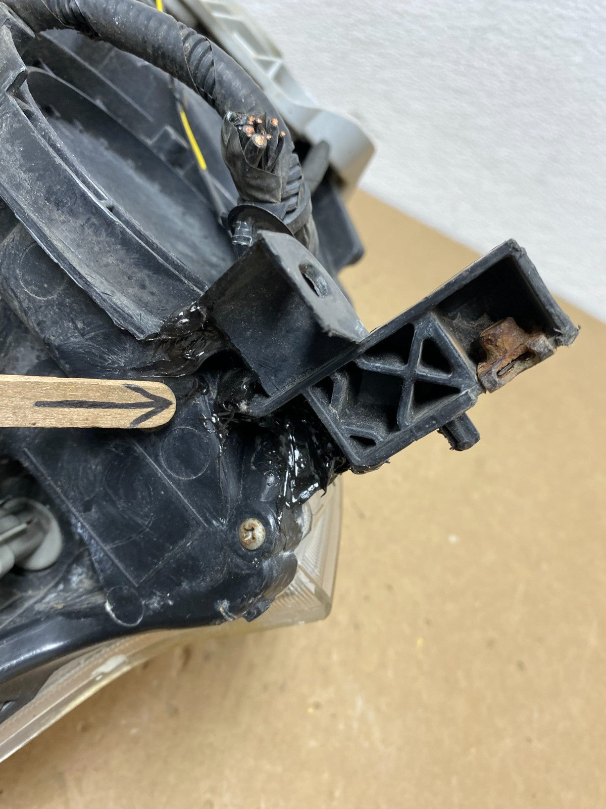 2013 2014 2015 Nissan Altima Left Driver LH Side Halogen Headlight TYC AC1368 DW6