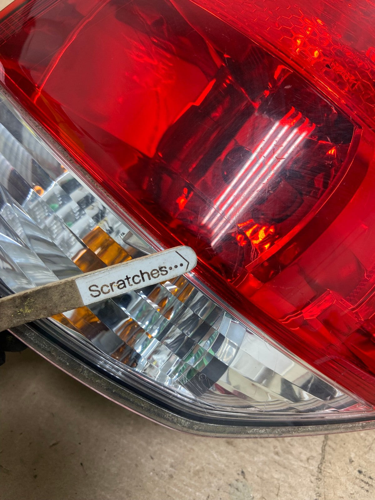2010-2014 Subaru Outback Wagon Right Passenger Rh Side Tail Light AF5108 LK3