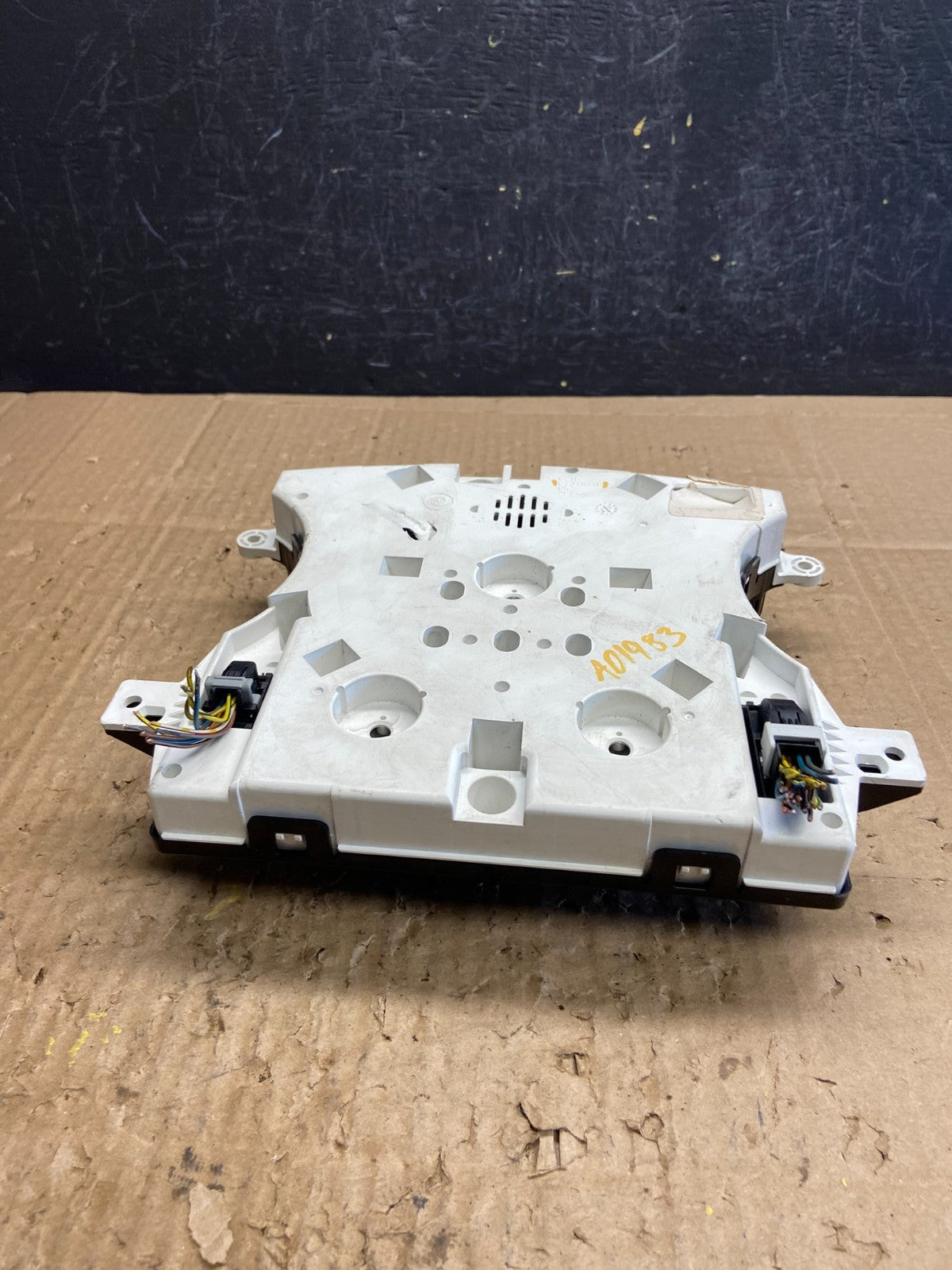 2007 - 2010 Mini Cooper Speedometer Cluster Gauge AD1983 DG5