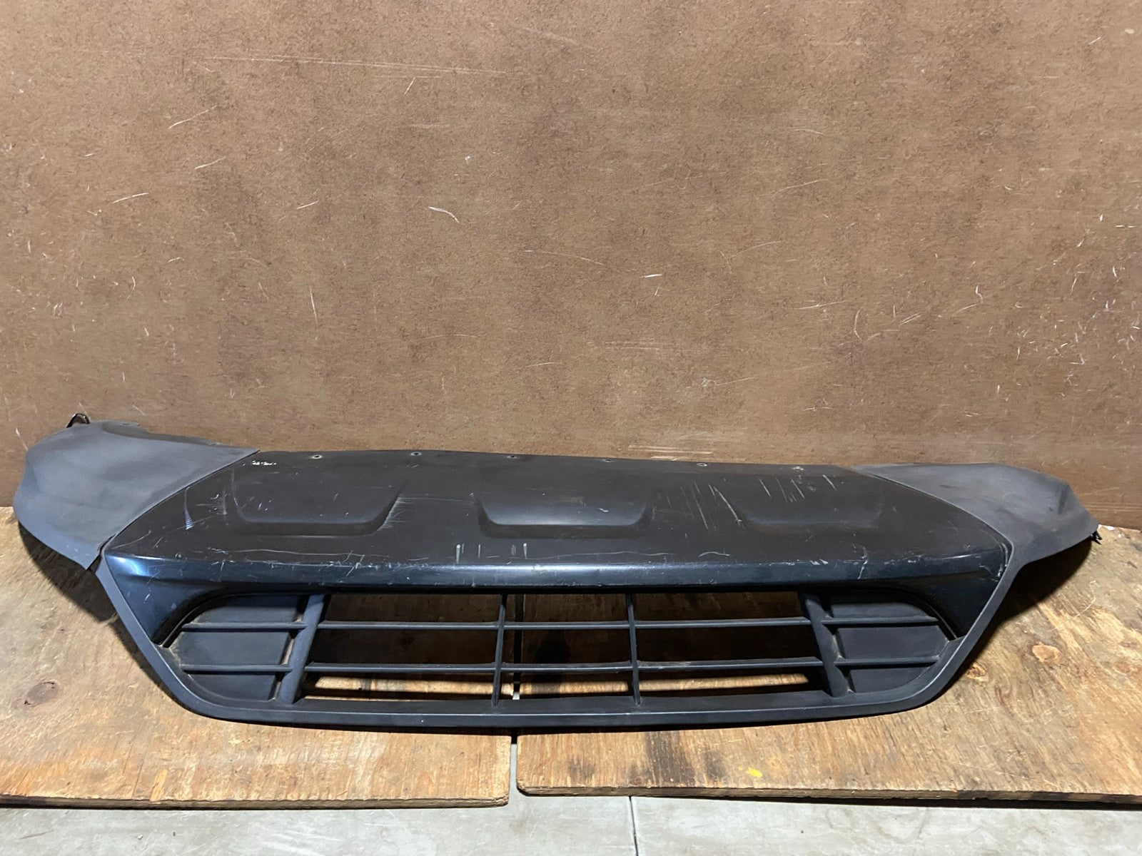 2017 to 2019 Ford Escape Front Lower Bumper Cover Fascia GJ5Z17D957AA AB78930