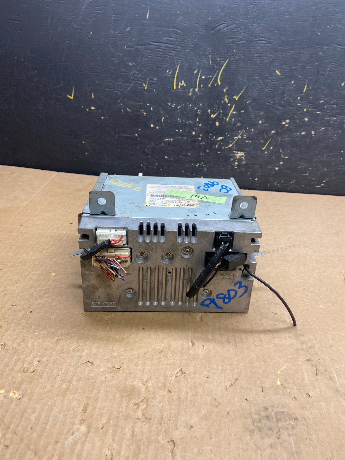 2006 Subaru Tribeca CD Player Radio Receiver Control Z4123 DG3