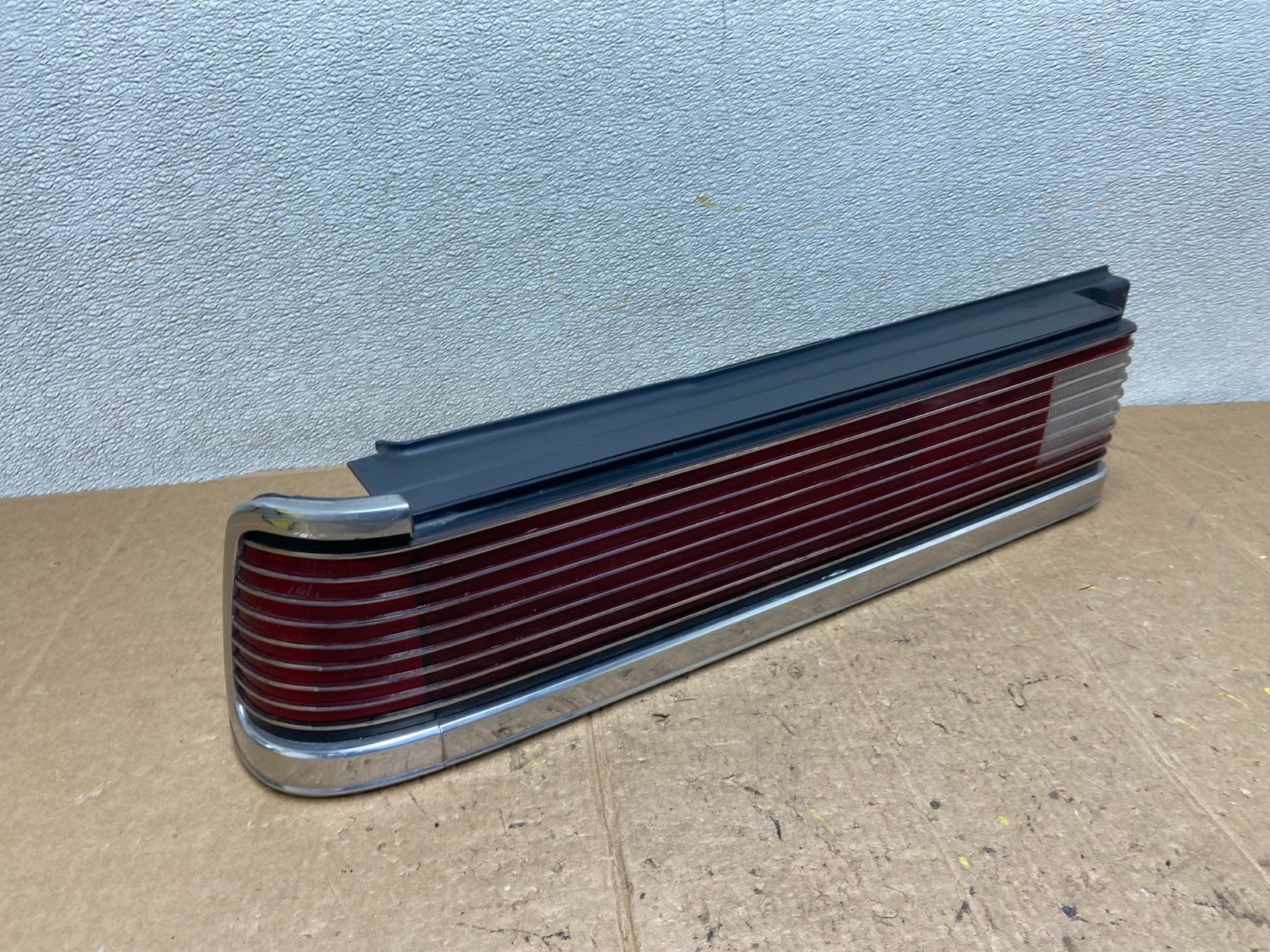 1986 to 1988 Chrysler LeBaron Left Driver LH Tail Light Oem AA3841 DG2