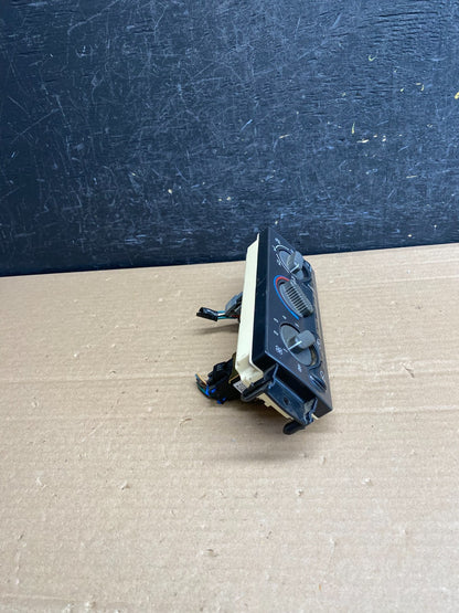 1999-2001 Chevrolet Tahoe AC Climate Control HVAC Rear Window Defogger AG0080 DG1