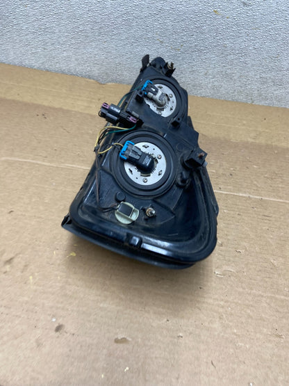 2004 to 2008 Pontiac Grand Prix Right Passenger Black Headlight AB5124 DW6