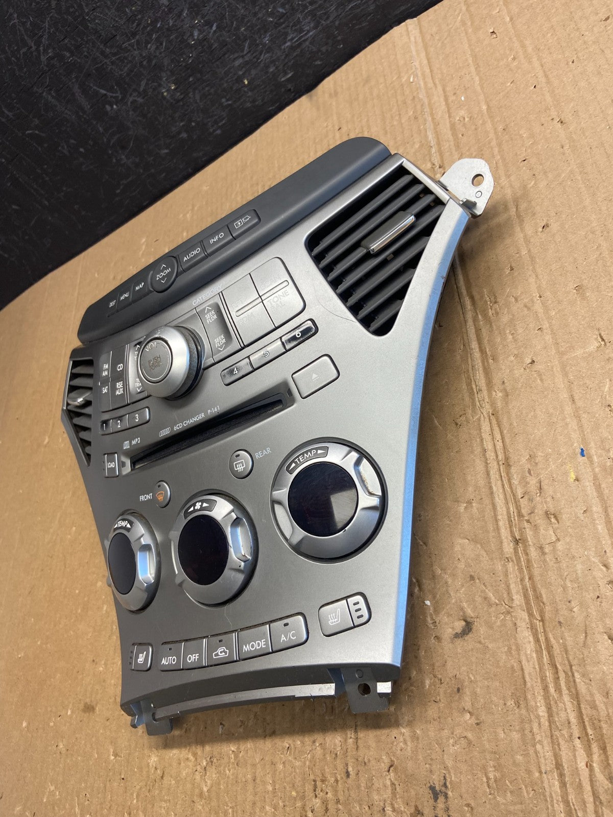 2006-2009 Subaru Tribeca Radio CD Player AC Climate Control Bezel Panel AE40753